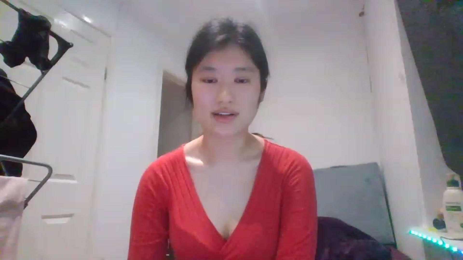 Gallery image thumbnail from Nomi_20's myfreecams stream on, 03/04/2023, 21:03 image 10 of 20