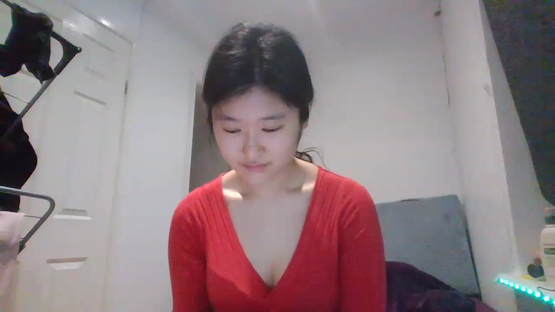 Gallery image thumbnail from Nomi_20's myfreecams stream on, 03/04/2023, 21:03 image 3 of 20