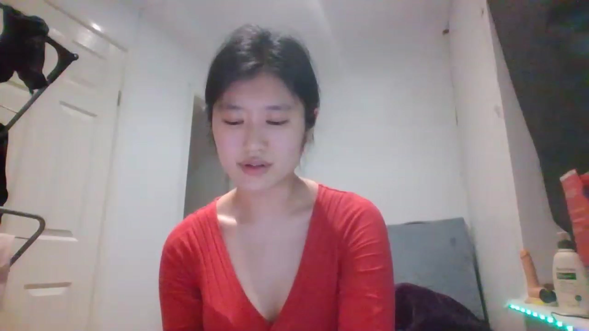 Gallery image thumbnail from Nomi_20's myfreecams stream on, 03/04/2023, 22:05 image 11 of 20