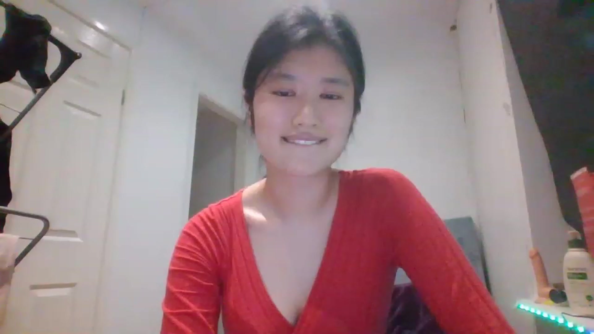 Gallery image thumbnail from Nomi_20's myfreecams stream on, 03/04/2023, 22:05 image 16 of 20