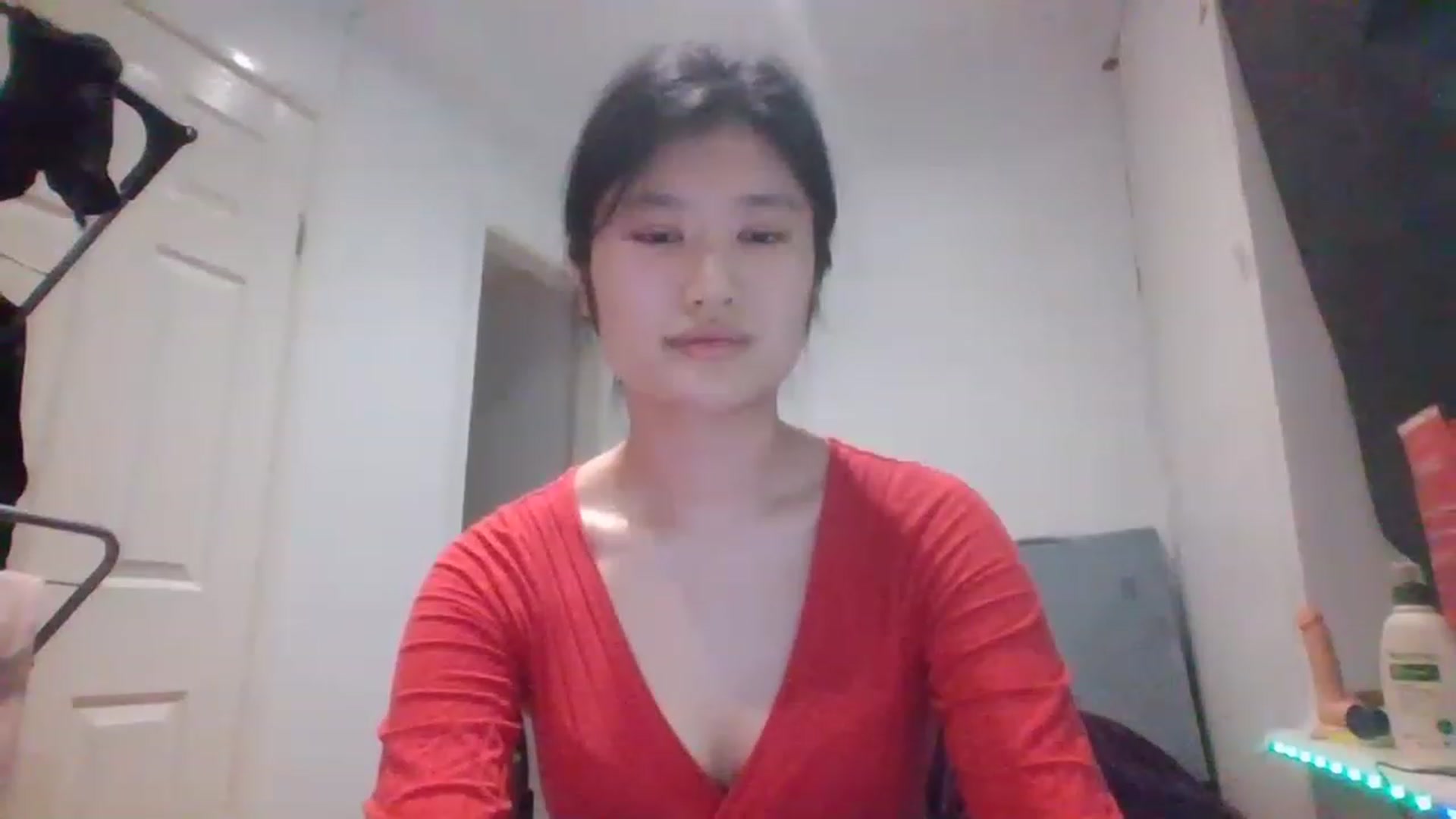 Gallery image thumbnail from Nomi_20's myfreecams stream on, 03/04/2023, 22:05 image 19 of 20