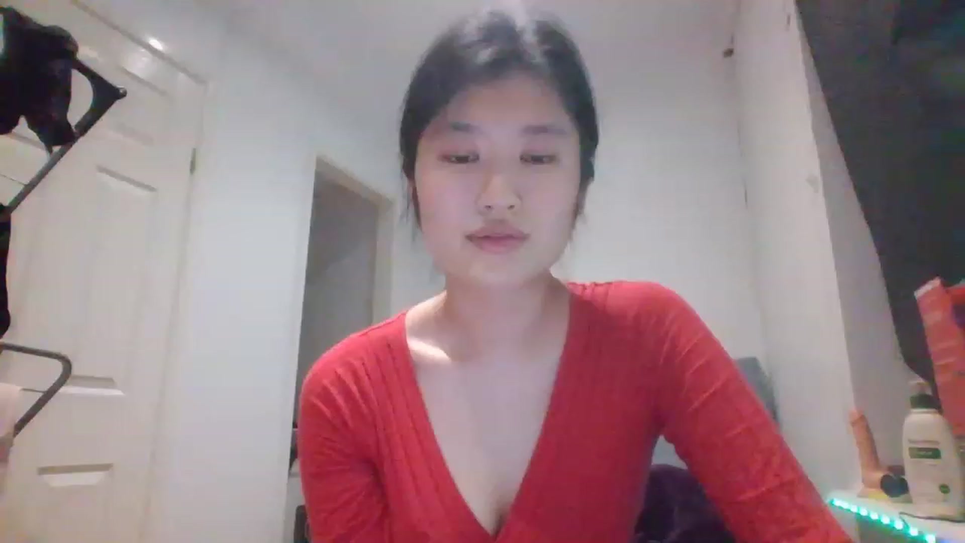 Gallery image thumbnail from Nomi_20's myfreecams stream on, 03/04/2023, 22:05 image 10 of 20