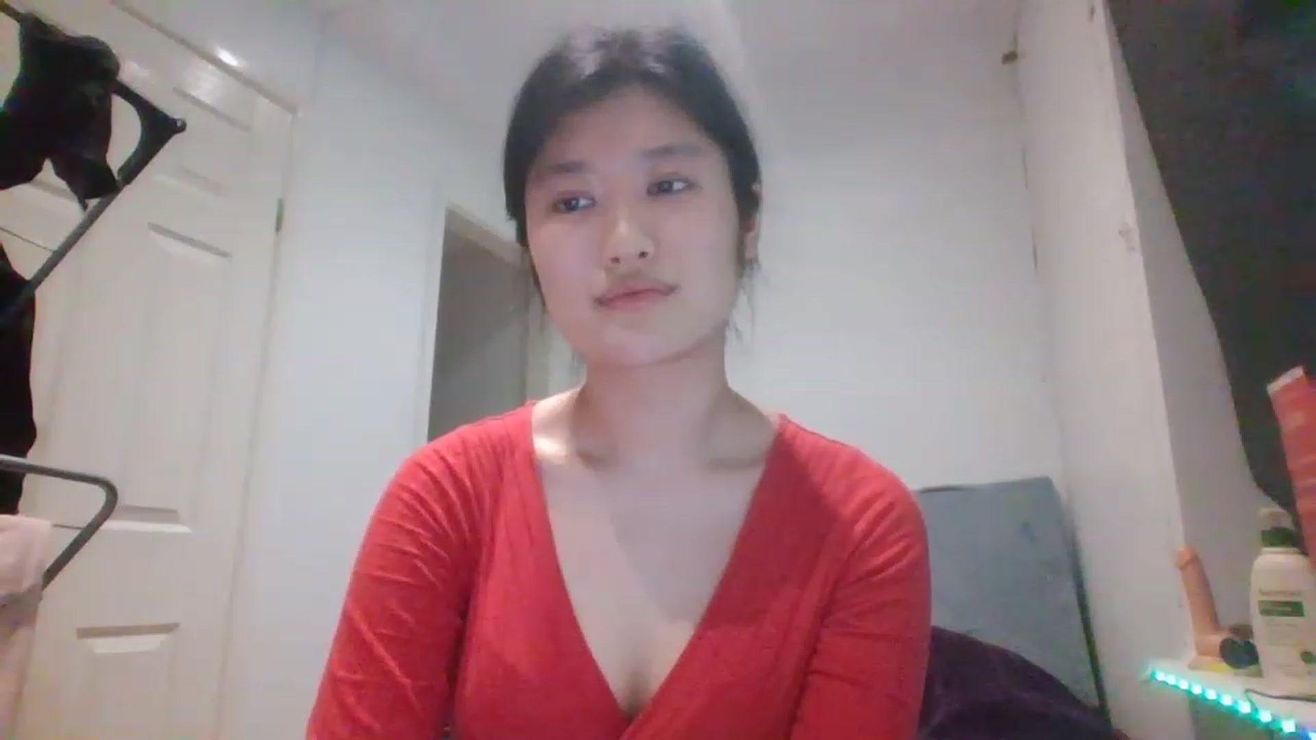 Gallery image thumbnail from Nomi_20's myfreecams stream on, 03/04/2023, 22:05 image 4 of 20