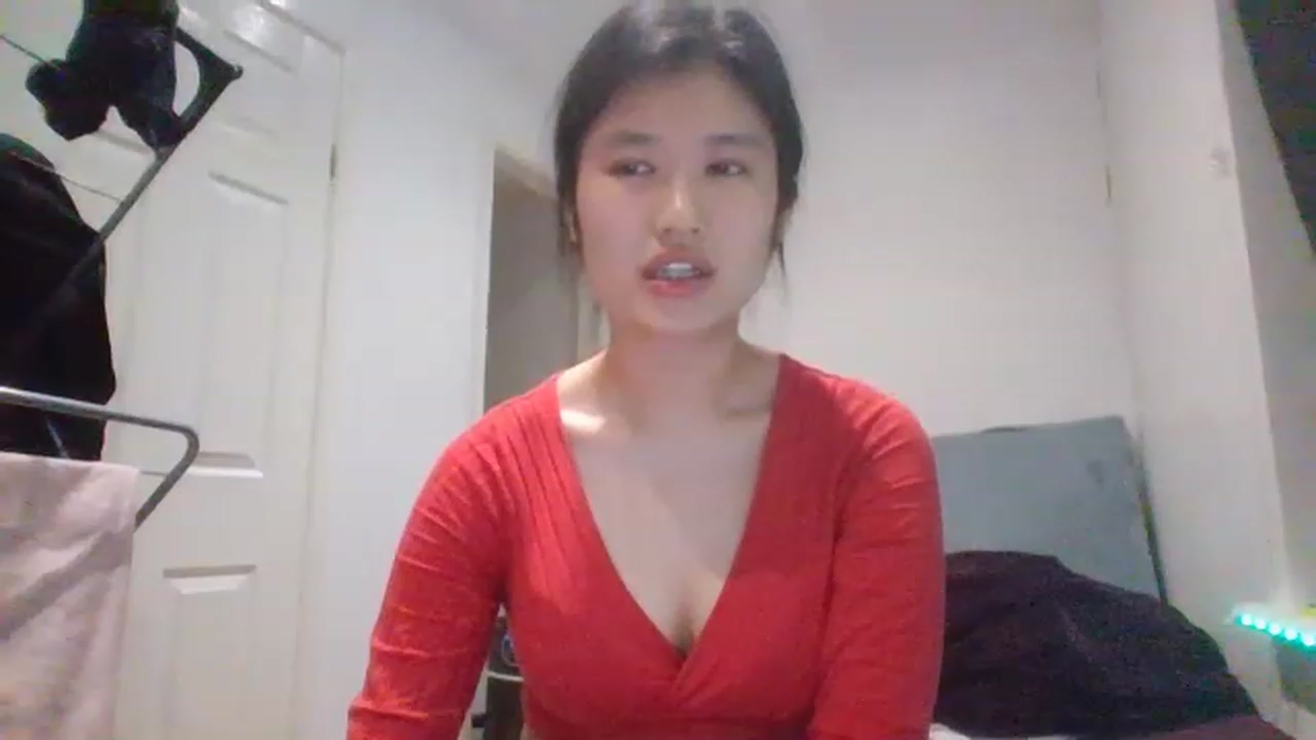 Gallery image thumbnail from Nomi_20's myfreecams stream on, 03/04/2023, 23:46 image 13 of 20