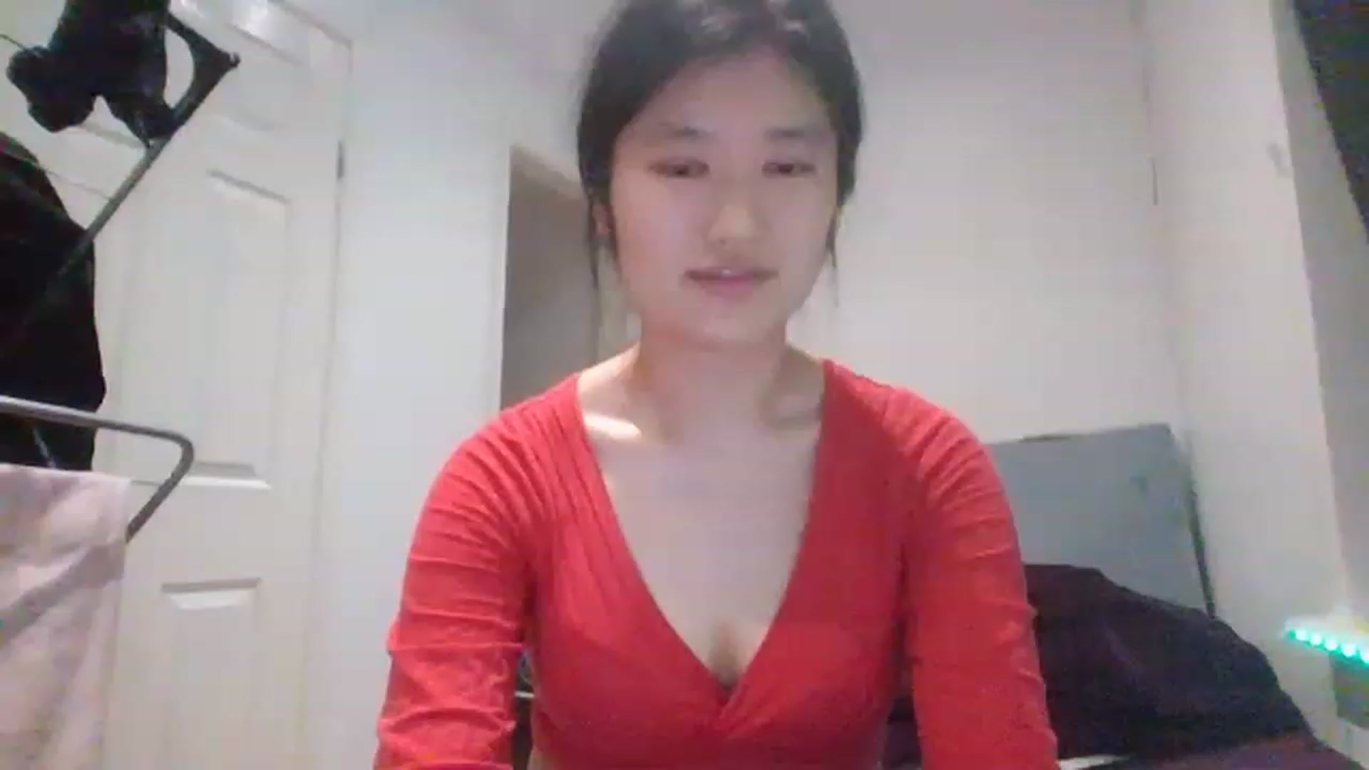 Gallery image thumbnail from Nomi_20's myfreecams stream on, 03/04/2023, 23:46 image 8 of 20