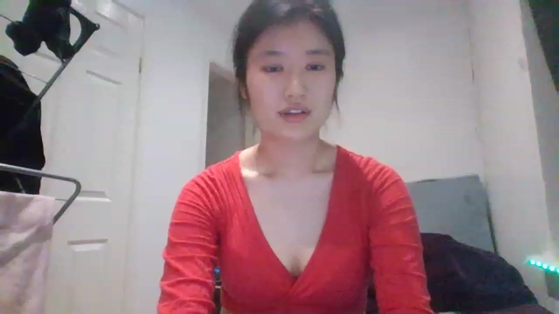 Gallery image thumbnail from Nomi_20's myfreecams stream on, 03/04/2023, 23:46 image 12 of 20