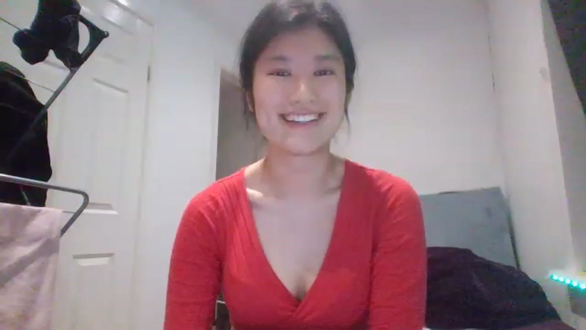 Gallery image thumbnail from Nomi_20's myfreecams stream on, 03/04/2023, 23:46 image 16 of 20