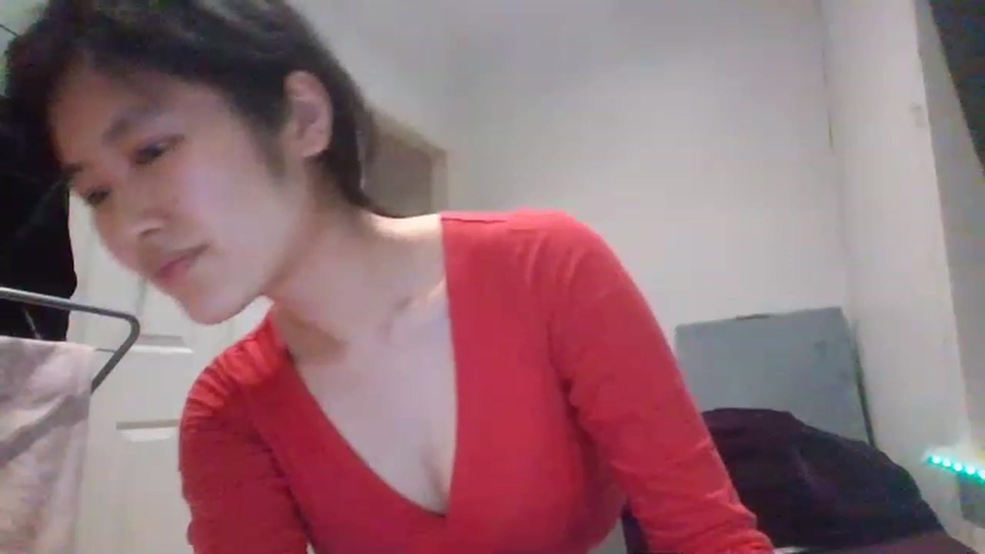 Gallery image thumbnail from Nomi_20's myfreecams stream on, 03/04/2023, 23:46 image 11 of 20