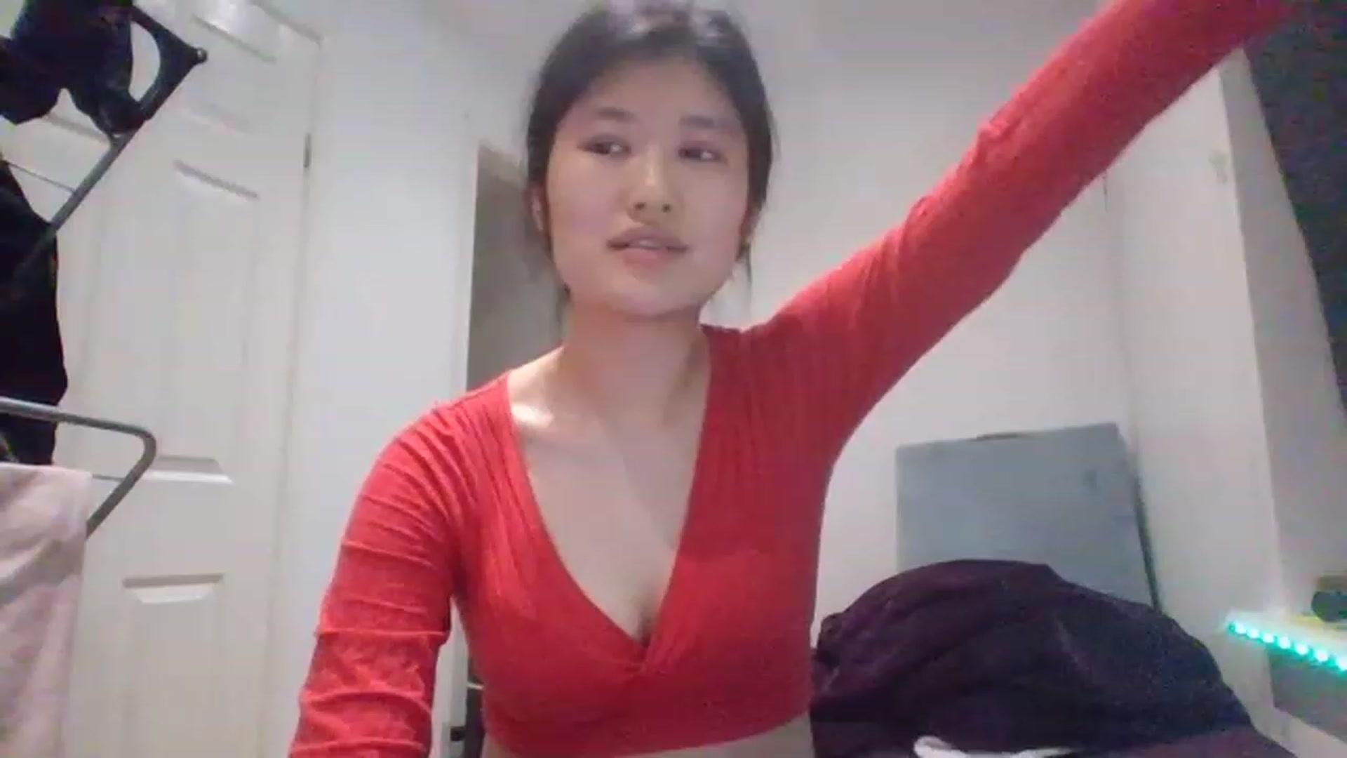 Gallery image thumbnail from Nomi_20's myfreecams stream on, 03/04/2023, 23:46 image 5 of 20