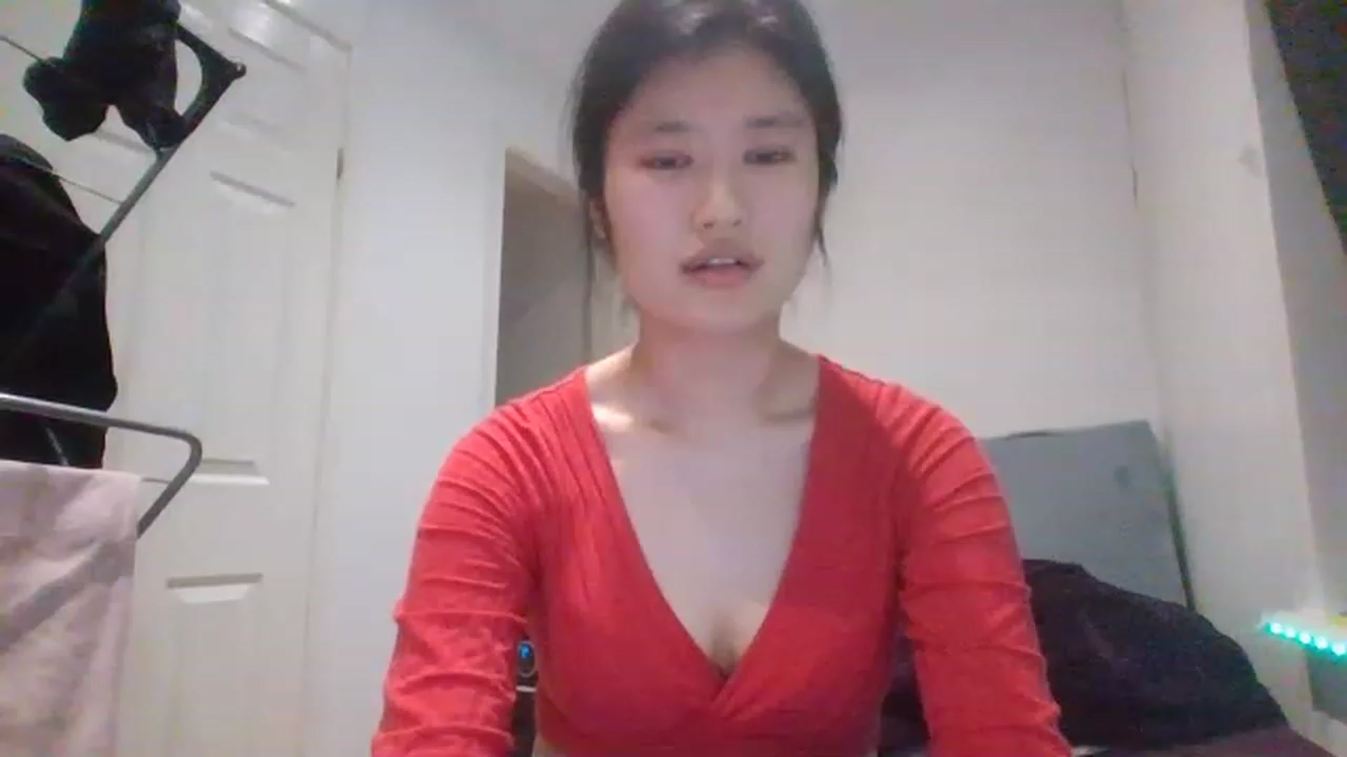 Gallery image thumbnail from Nomi_20's myfreecams stream on, 03/04/2023, 23:46 image 15 of 20