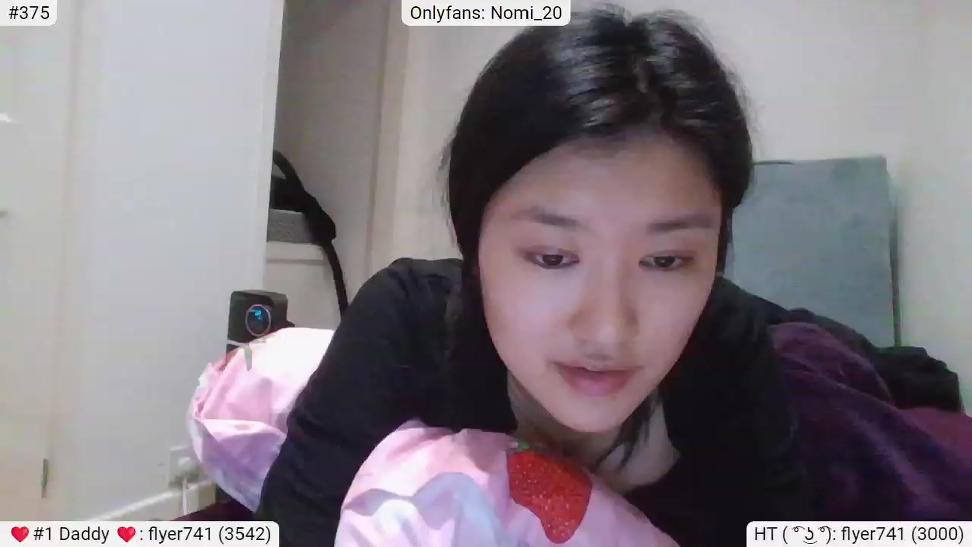 Gallery image thumbnail from Nomi_20's myfreecams stream on, 03/09/2023, 03:35 image 10 of 20
