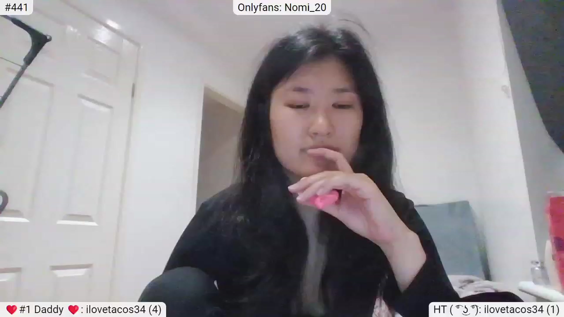 Gallery image thumbnail from Nomi_20's myfreecams stream on, 03/10/2023, 05:30 image 7 of 20