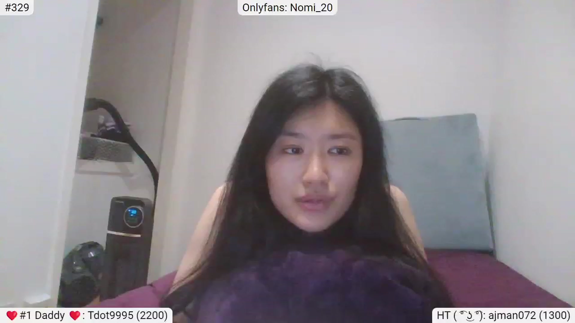 Gallery image thumbnail from Nomi_20's myfreecams stream on, 03/12/2023, 05:30 image 18 of 20