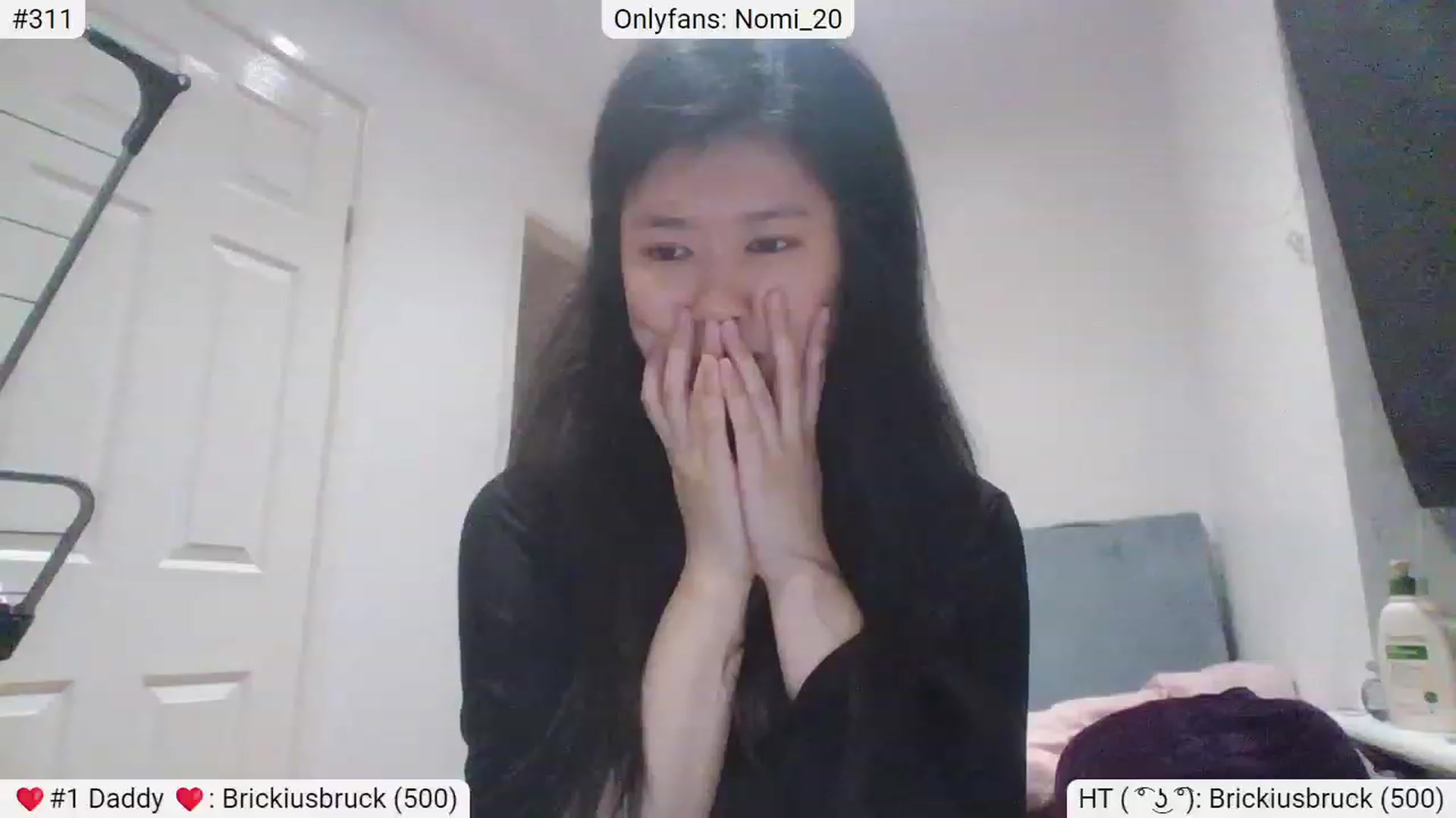 Gallery image thumbnail from Nomi_20's myfreecams stream on, 03/14/2023, 03:59 image 9 of 20