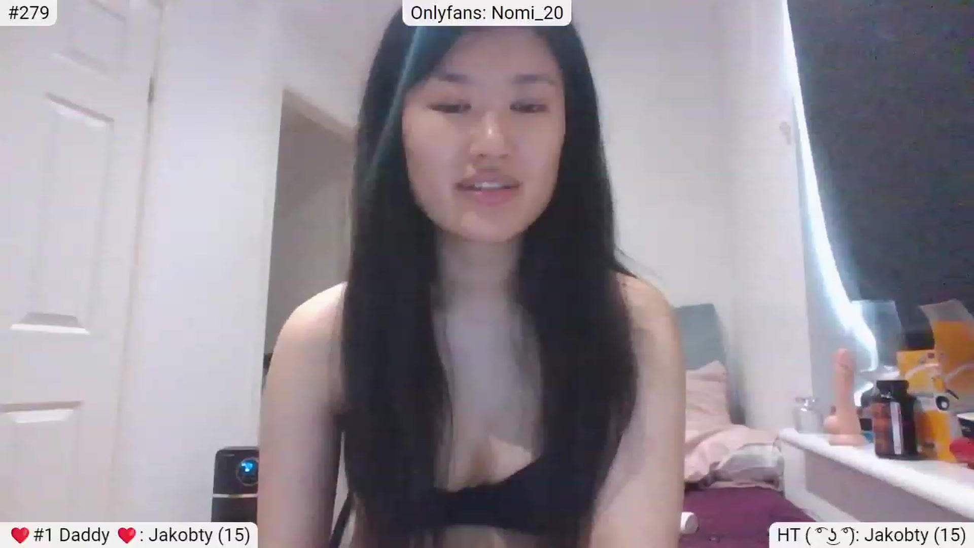Gallery image thumbnail from Nomi_20's myfreecams stream on, 03/16/2023, 12:34 image 7 of 20