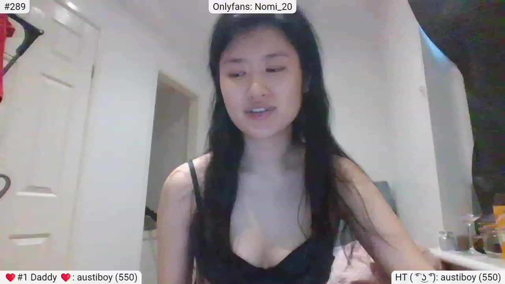 Gallery image thumbnail from Nomi_20's myfreecams stream on, 03/19/2023, 06:22 image 10 of 20