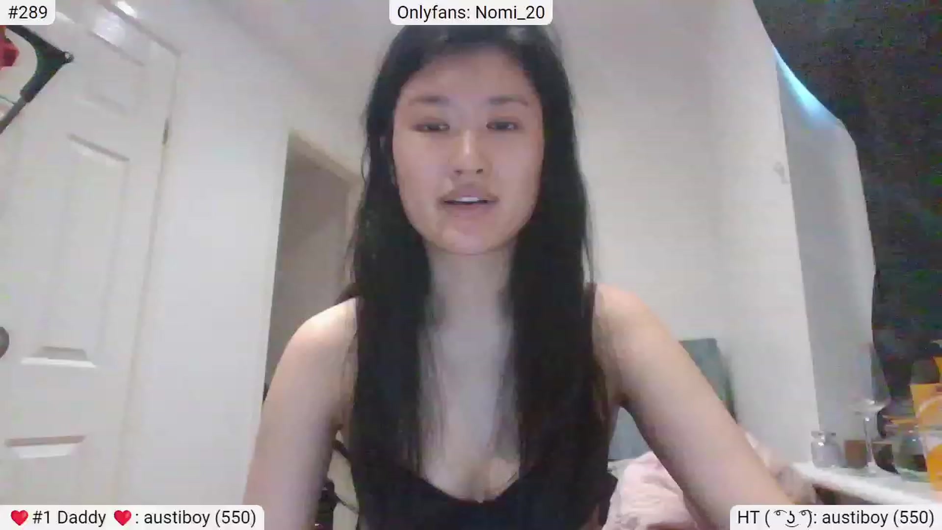 Gallery image thumbnail from Nomi_20's myfreecams stream on, 03/19/2023, 06:22 image 16 of 20