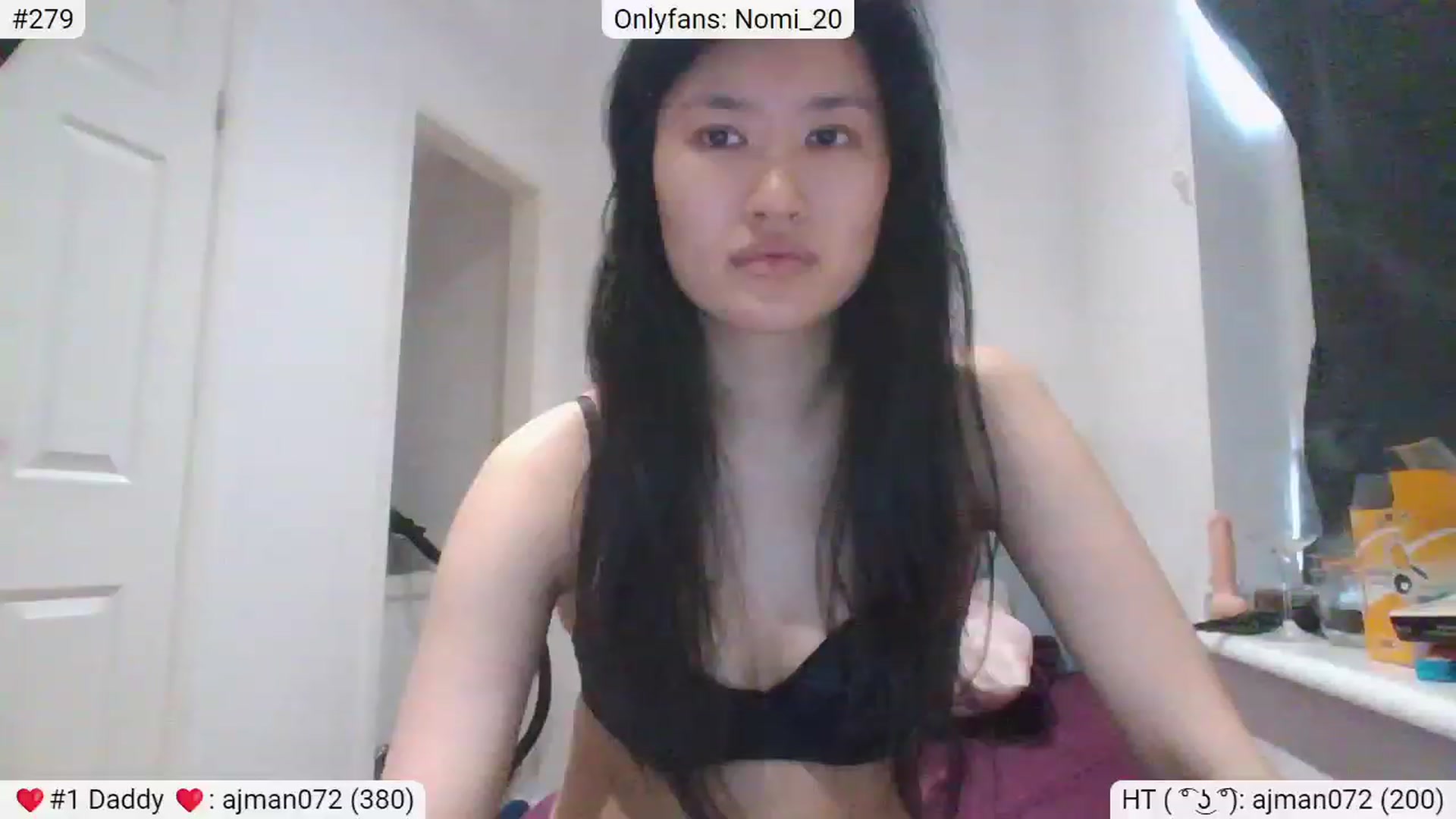 Gallery image thumbnail from Nomi_20's myfreecams stream on, 03/19/2023, 09:07 image 16 of 20