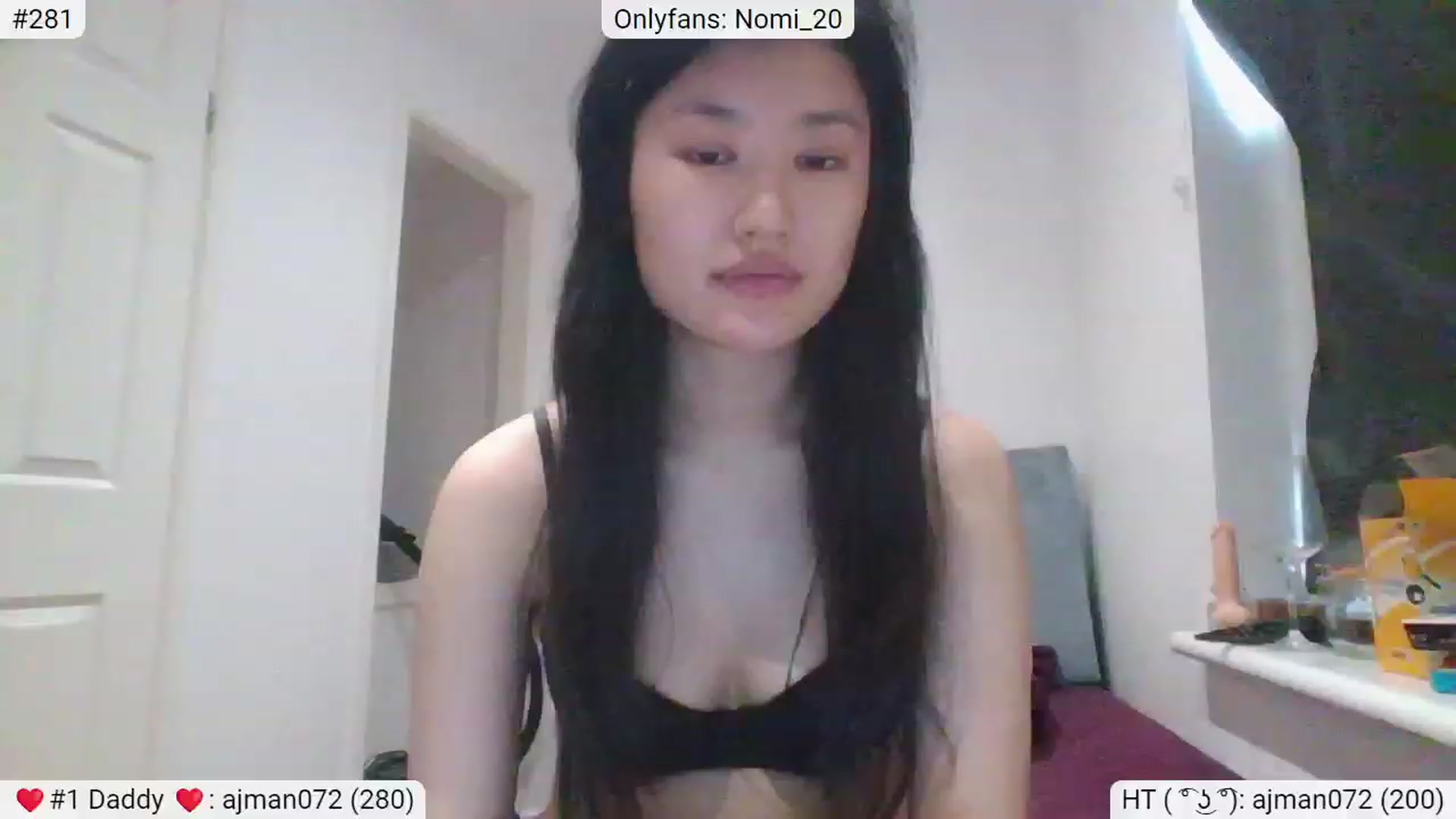 Gallery image thumbnail from Nomi_20's myfreecams stream on, 03/19/2023, 09:07 image 7 of 20