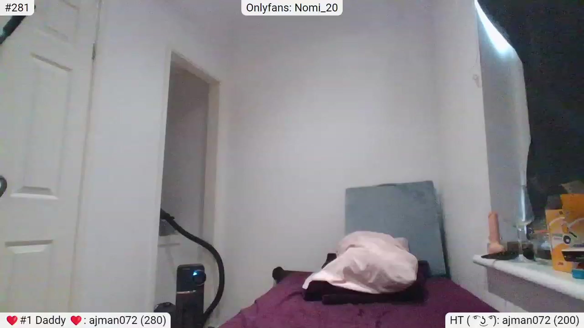 Gallery image thumbnail from Nomi_20's myfreecams stream on, 03/19/2023, 09:07 image 2 of 20