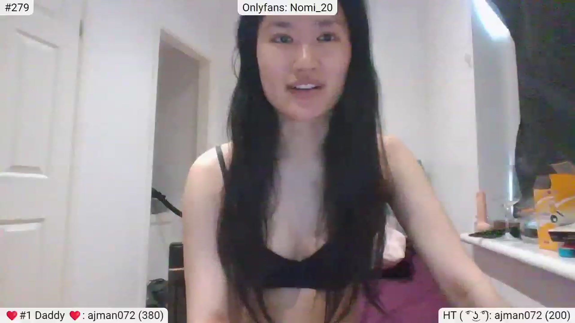 Gallery image thumbnail from Nomi_20's myfreecams stream on, 03/19/2023, 09:07 image 13 of 20