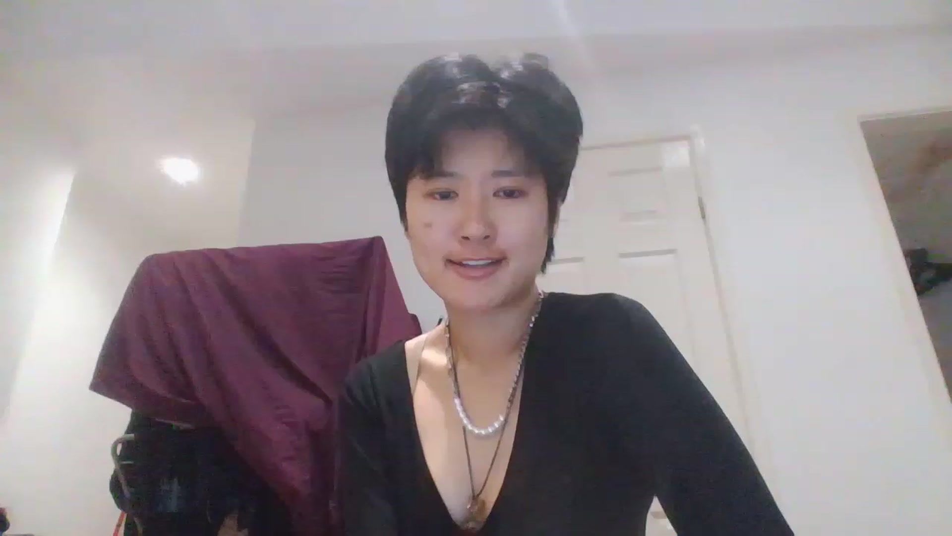 Gallery image thumbnail from Nomi_20's myfreecams stream on, 07/17/2023, 15:36 image 5 of 20