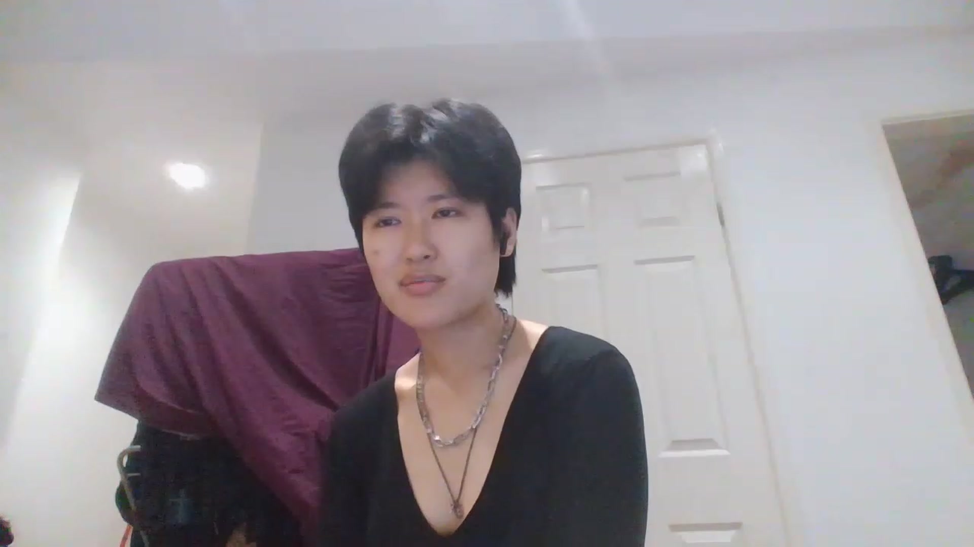 Gallery image thumbnail from Nomi_20's myfreecams stream on, 07/17/2023, 15:36 image 8 of 20