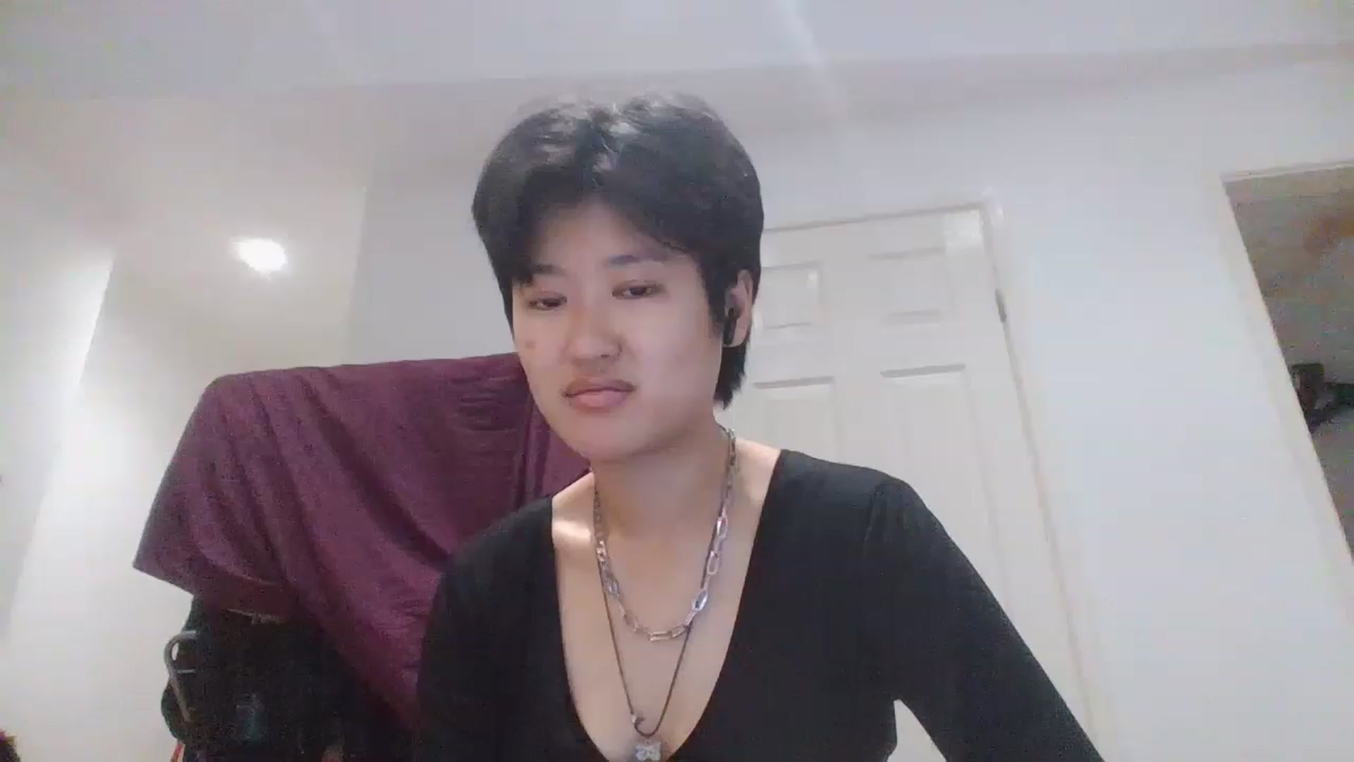 Gallery image thumbnail from Nomi_20's myfreecams stream on, 07/17/2023, 15:36 image 13 of 20
