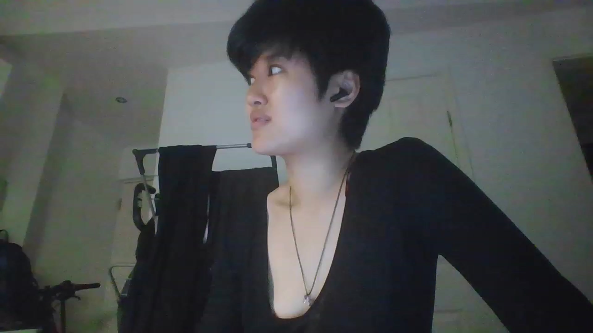 Gallery image thumbnail from Nomi_20's myfreecams stream on, 07/24/2023, 10:36 image 3 of 20