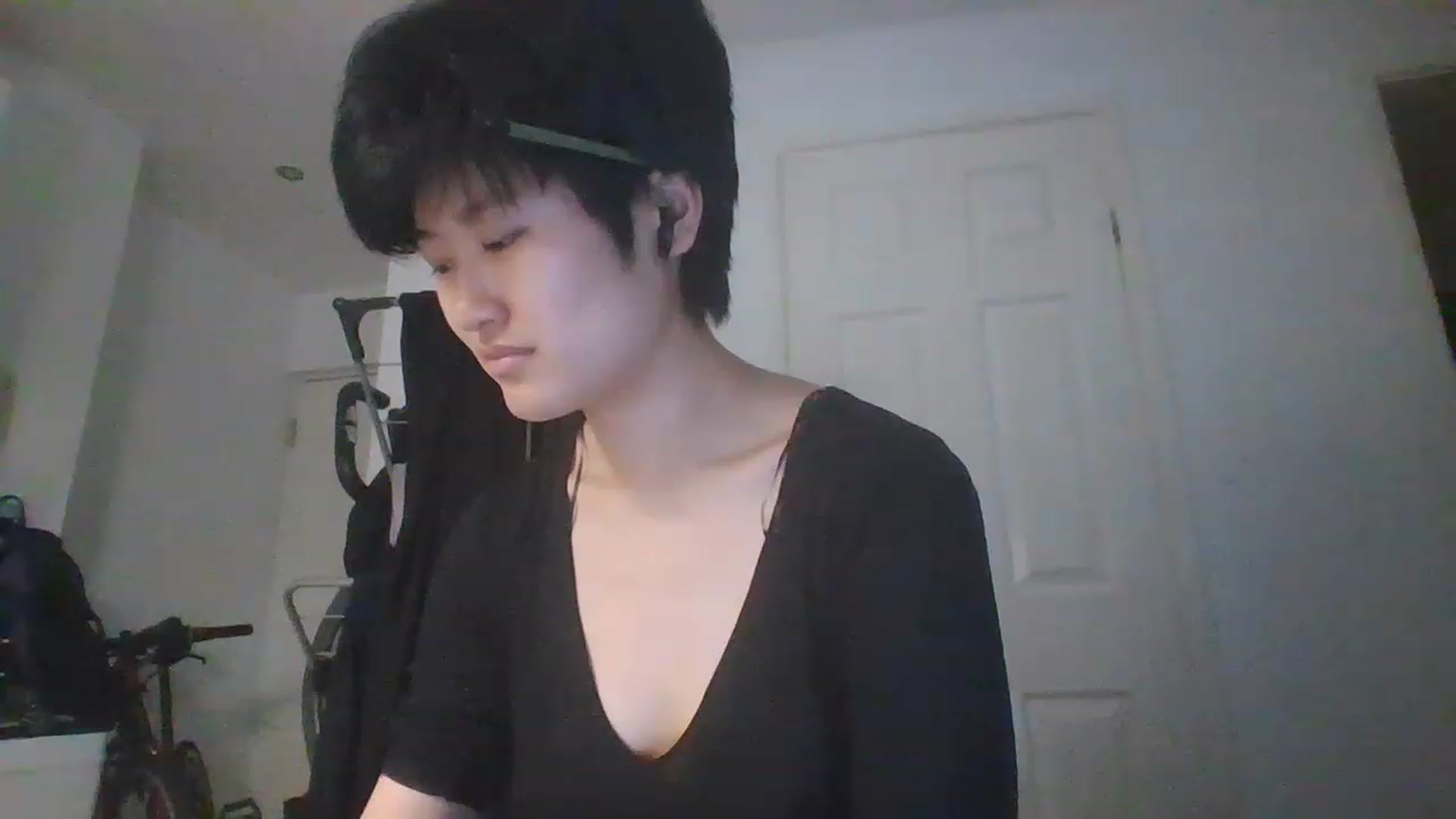 Gallery image thumbnail from Nomi_20's myfreecams stream on, 07/24/2023, 12:32 image 19 of 20