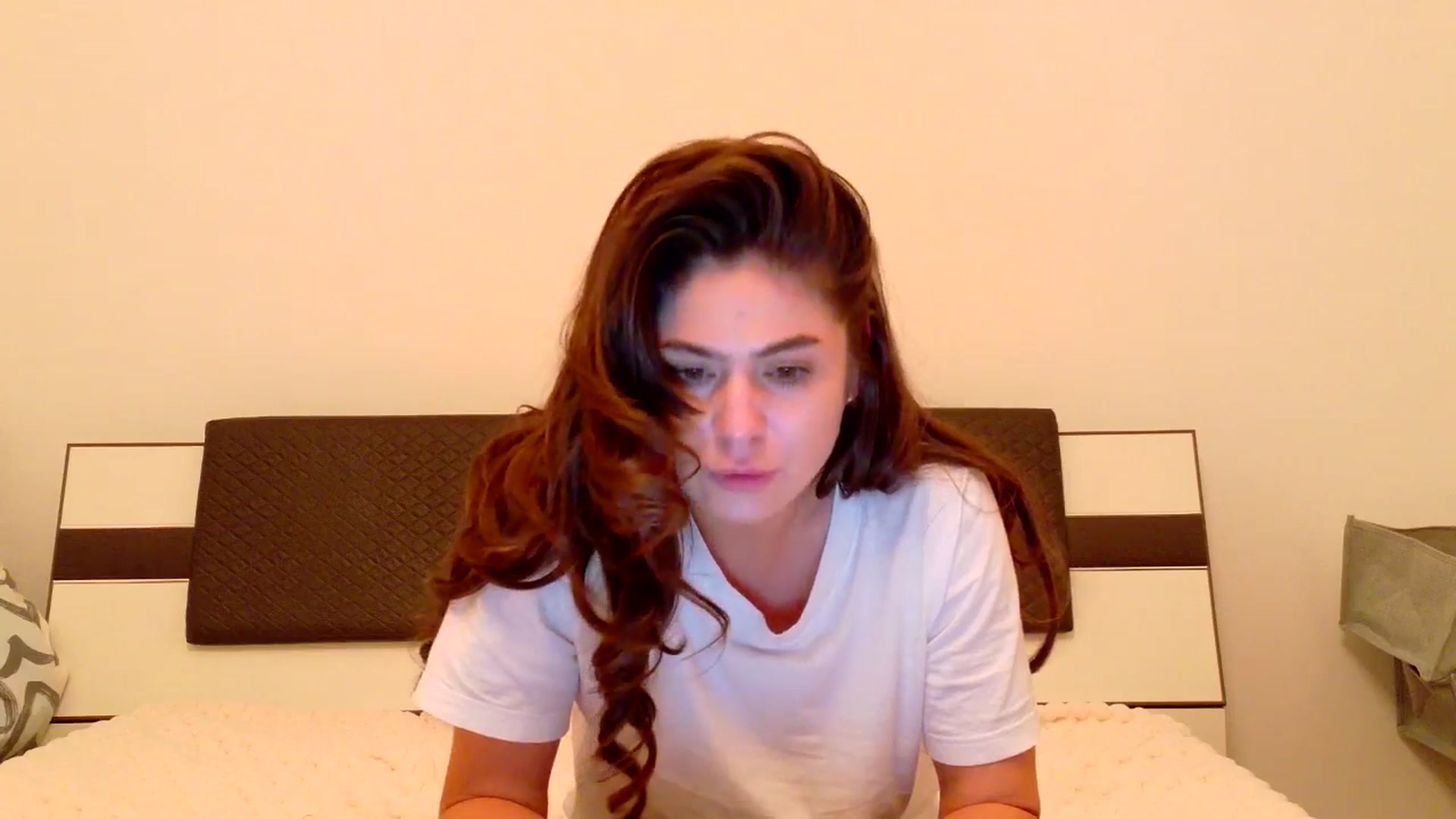 Gallery image thumbnail from Nonameeeeee's myfreecams stream on, 03/26/2026, 17:49 image 9 of 20