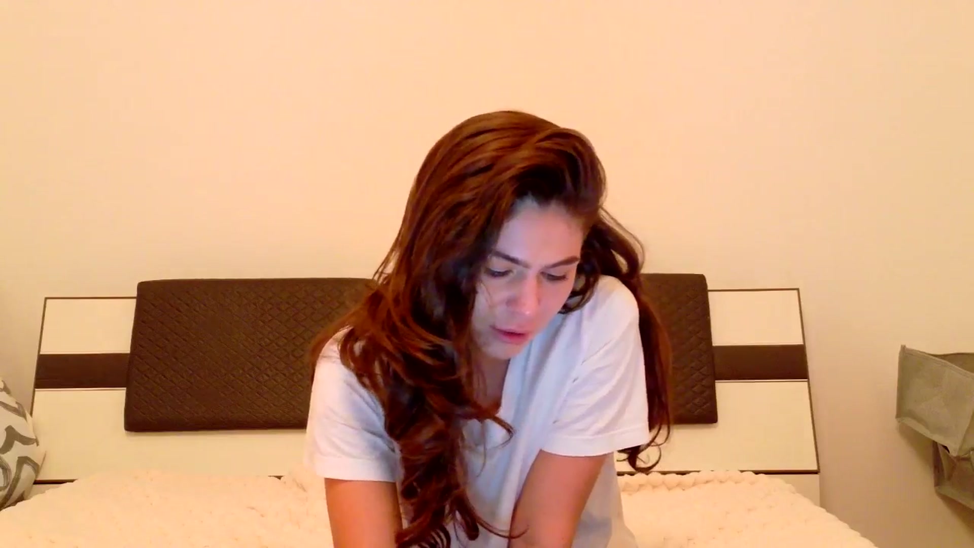 Gallery image thumbnail from Nonameeeeee's myfreecams stream on, 03/26/2026, 17:49 image 13 of 20