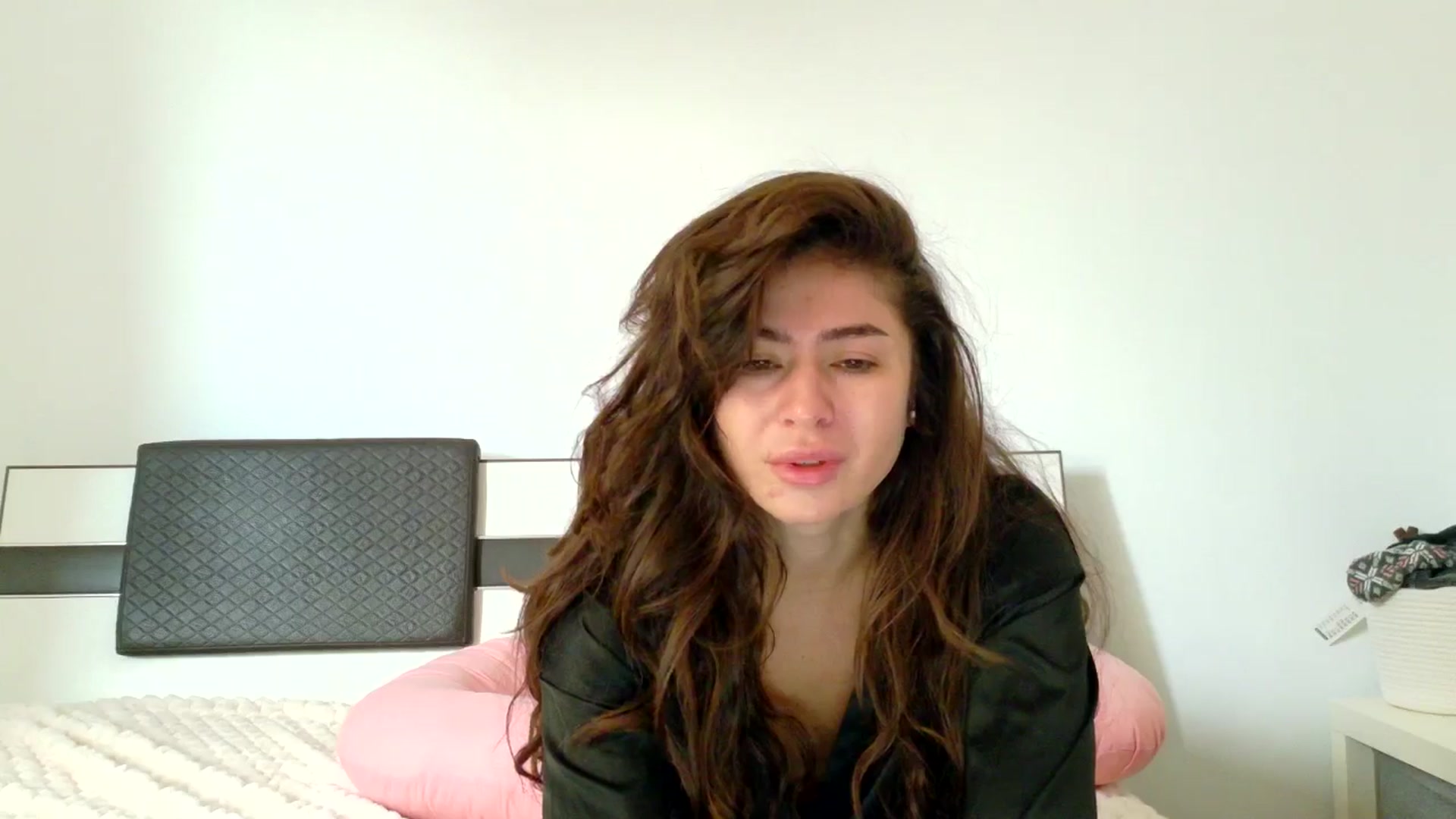 Gallery image thumbnail from Nonameeeeee's myfreecams stream on, 04/11/2026, 07:48 image 20 of 20