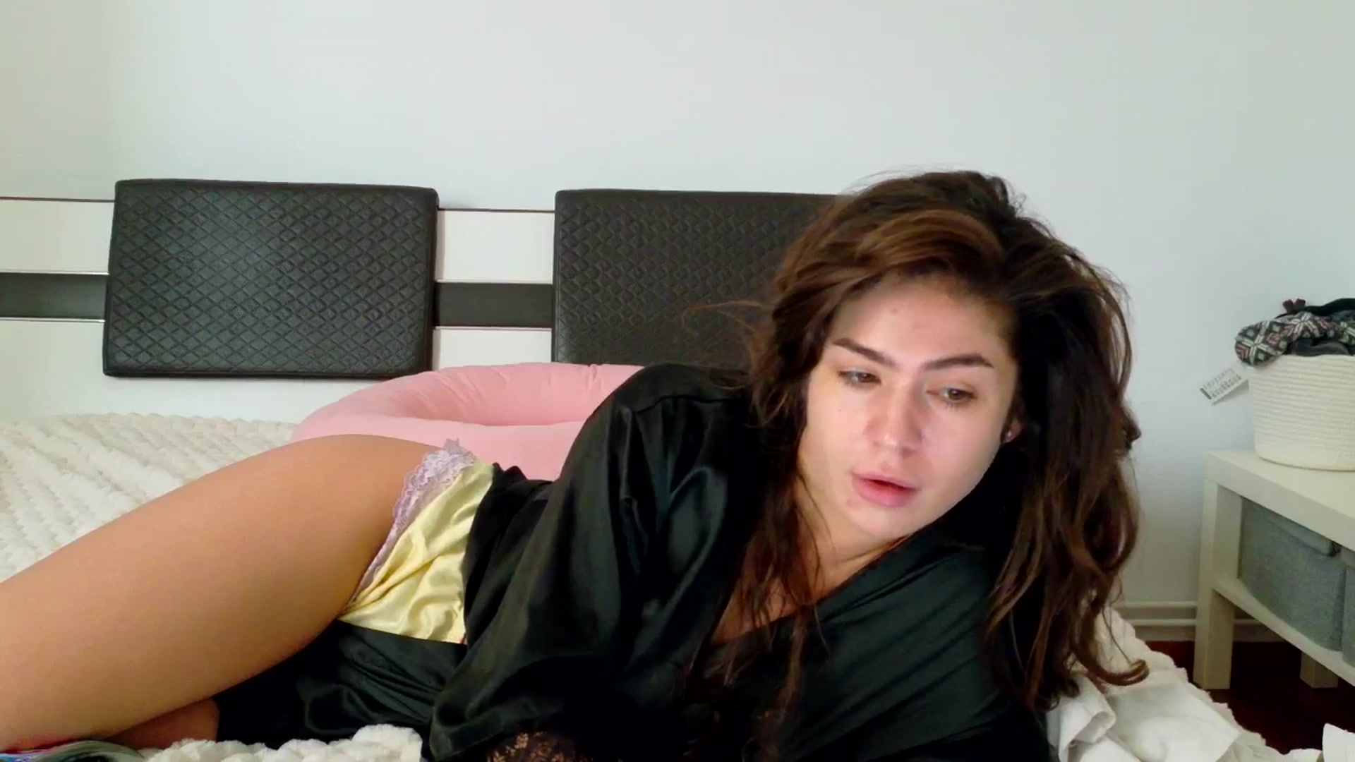Gallery image thumbnail from Nonameeeeee's myfreecams stream on, 04/11/2026, 08:12 image 14 of 20