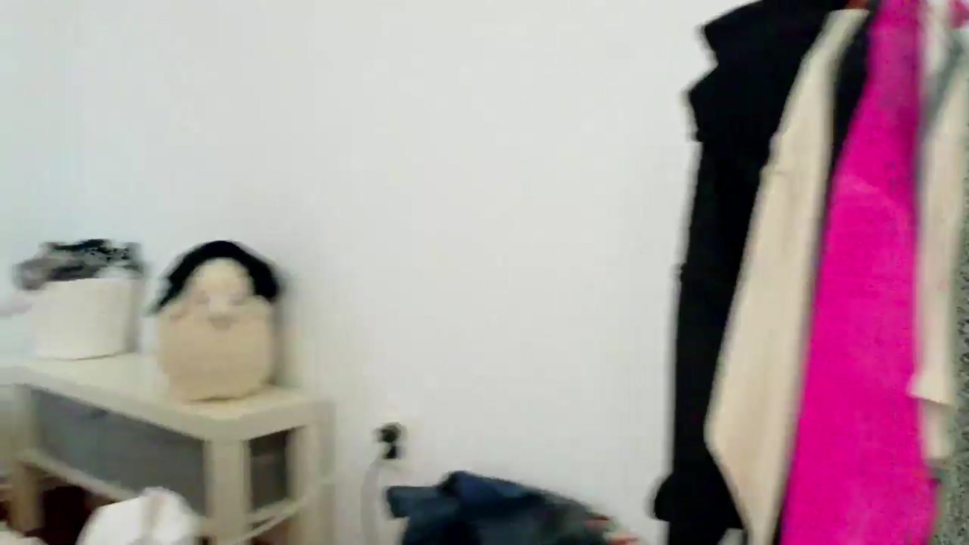 Gallery image thumbnail from Nonameeeeee's myfreecams stream on, 04/11/2026, 08:12 image 8 of 20