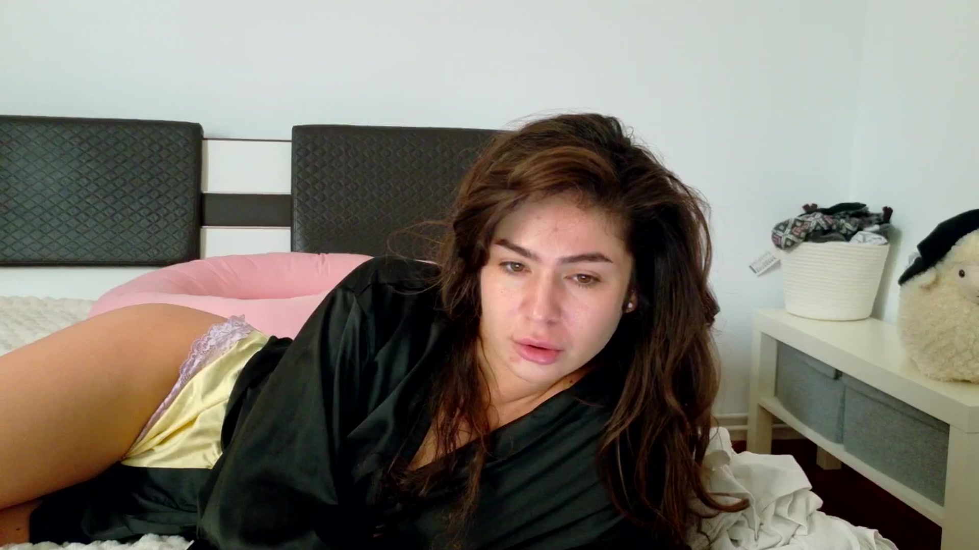 Gallery image thumbnail from Nonameeeeee's myfreecams stream on, 04/11/2026, 08:12 image 18 of 20