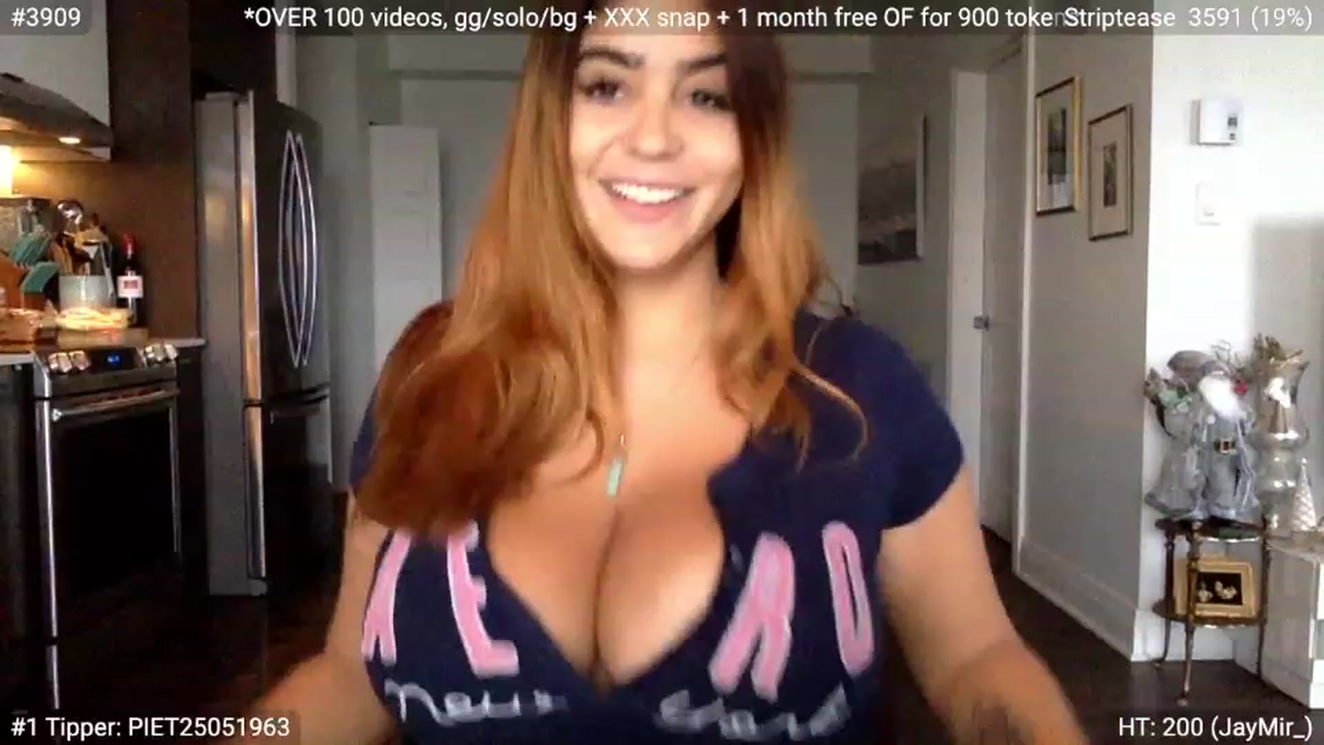 Gallery image thumbnail from NoraCharm's myfreecams stream on, 11/14/2022, 20:38 image 2 of 20