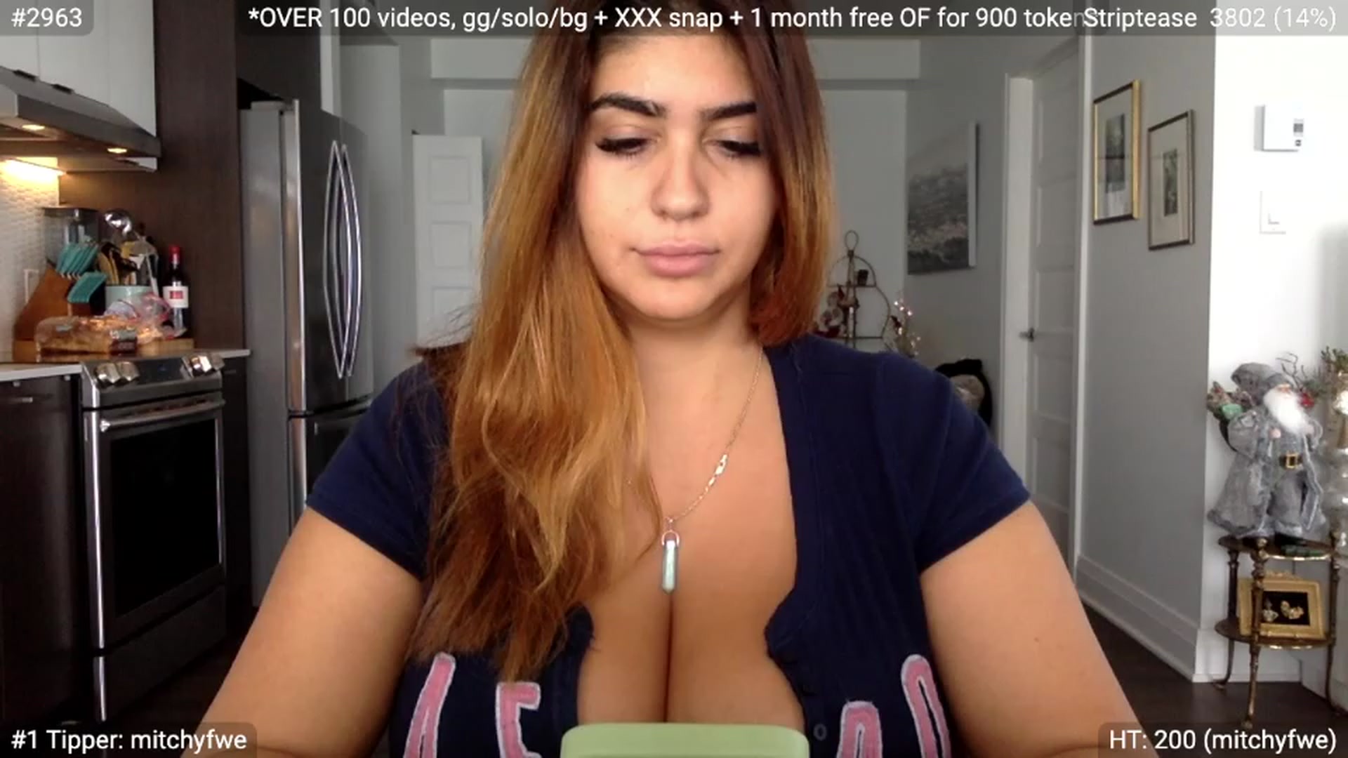 Gallery image thumbnail from NoraCharm's myfreecams stream on, 11/16/2022, 17:08 image 13 of 20