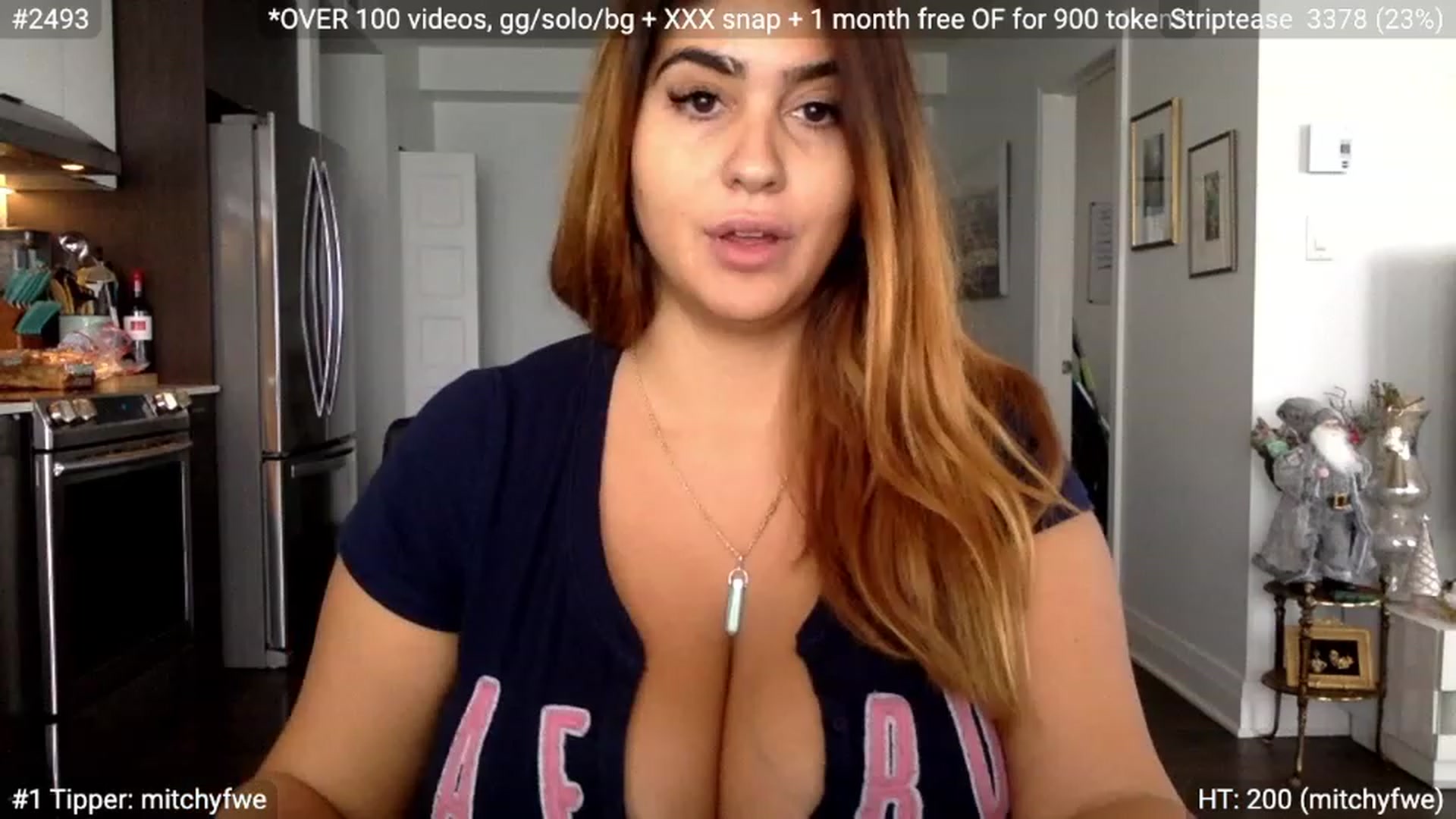 Gallery image thumbnail from NoraCharm's myfreecams stream on, 11/16/2022, 18:52 image 10 of 20