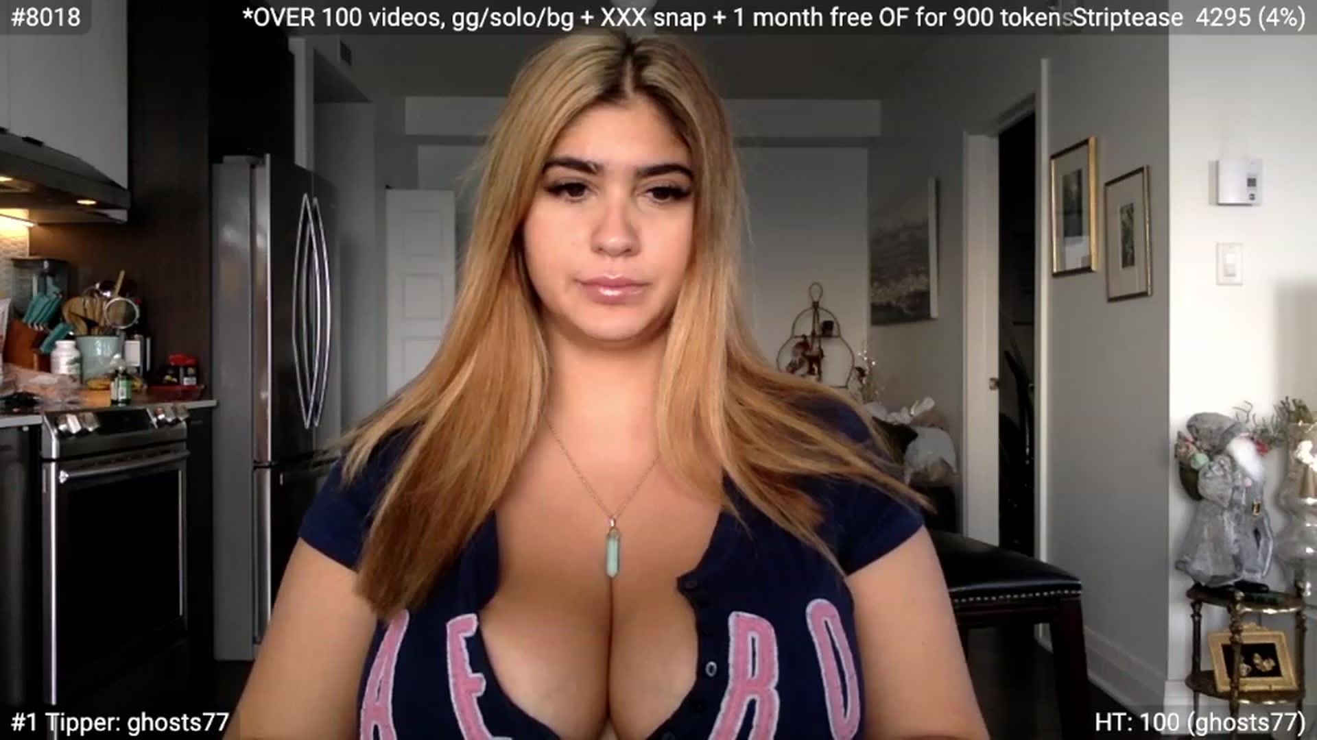 Gallery image thumbnail from NoraCharm's myfreecams stream on, 12/05/2022, 18:27 image 17 of 20