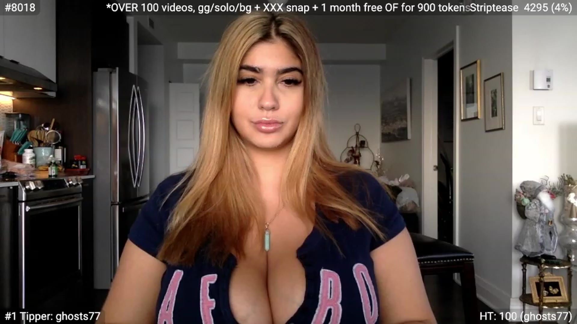 Gallery image thumbnail from NoraCharm's myfreecams stream on, 12/05/2022, 18:27 image 18 of 20