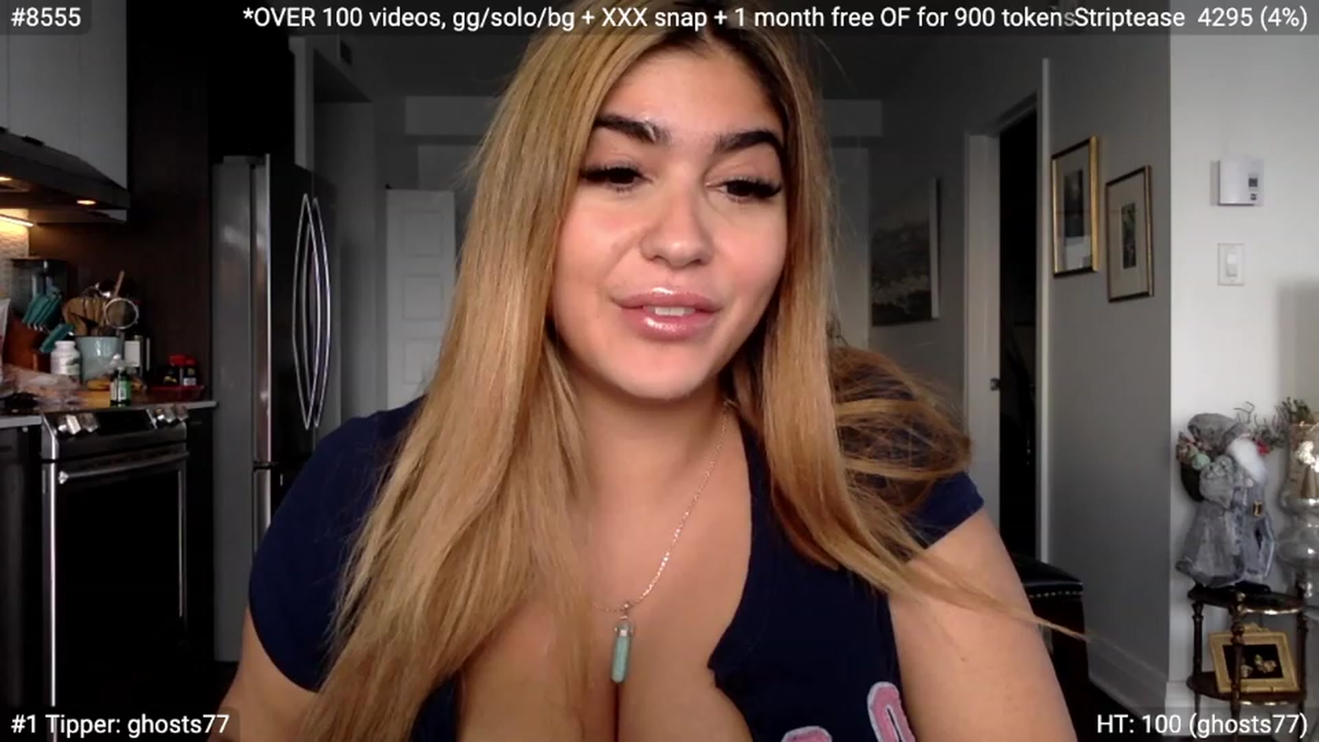Gallery image thumbnail from NoraCharm's myfreecams stream on, 12/05/2022, 18:27 image 12 of 20