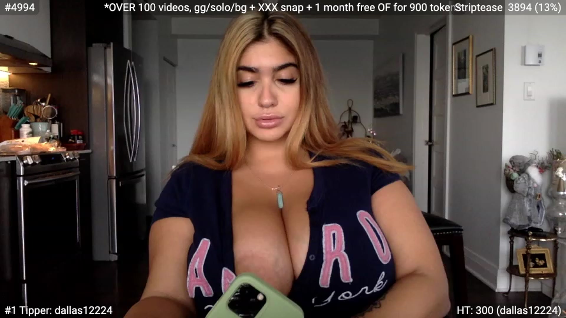 Gallery image thumbnail from NoraCharm's myfreecams stream on, 12/05/2022, 20:46 image 8 of 20