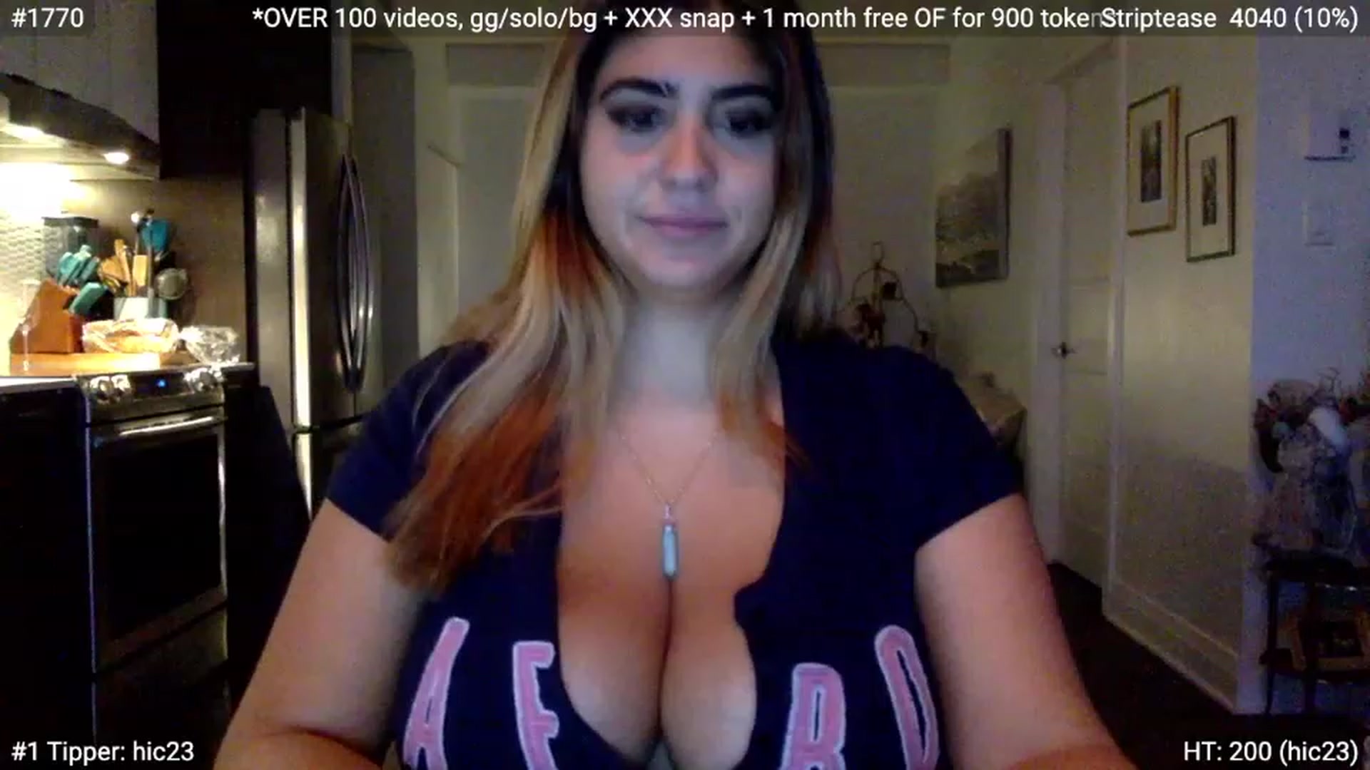 Gallery image thumbnail from NoraCharm's myfreecams stream on, 12/07/2022, 21:19 image 3 of 20