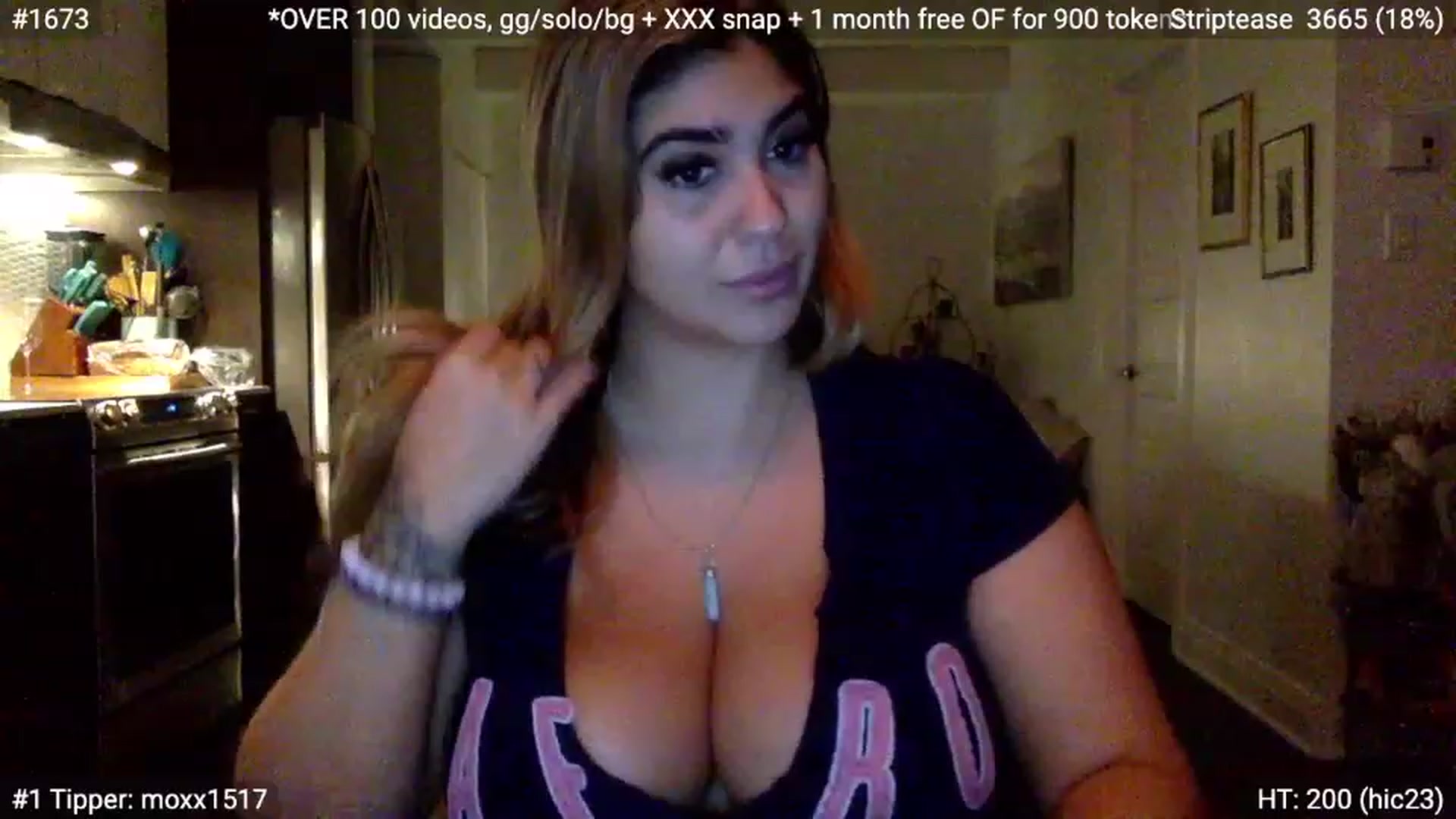 Gallery image thumbnail from NoraCharm's myfreecams stream on, 12/07/2022, 21:45 image 5 of 20