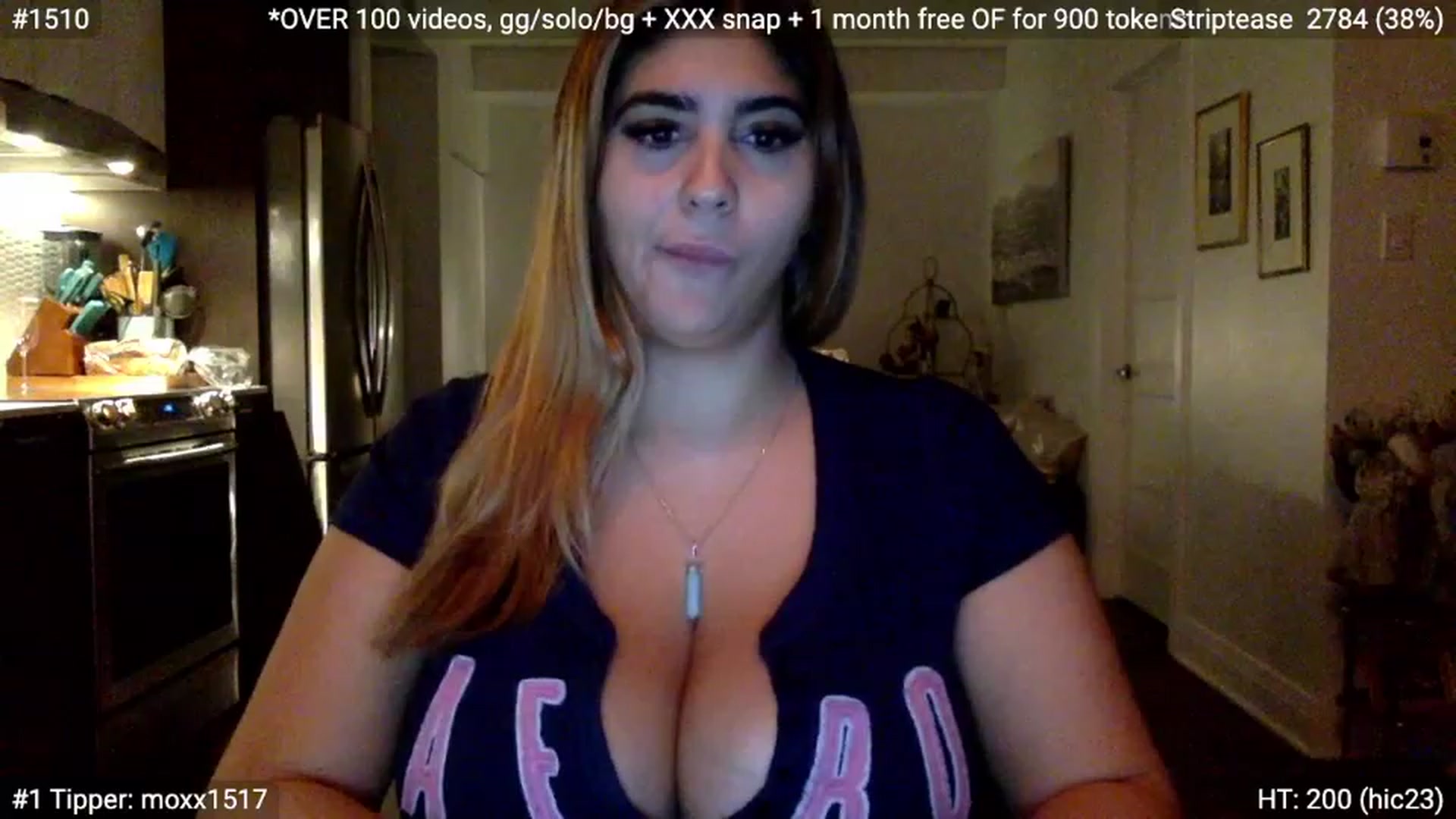 Gallery image thumbnail from NoraCharm's myfreecams stream on, 12/07/2022, 23:04 image 13 of 20