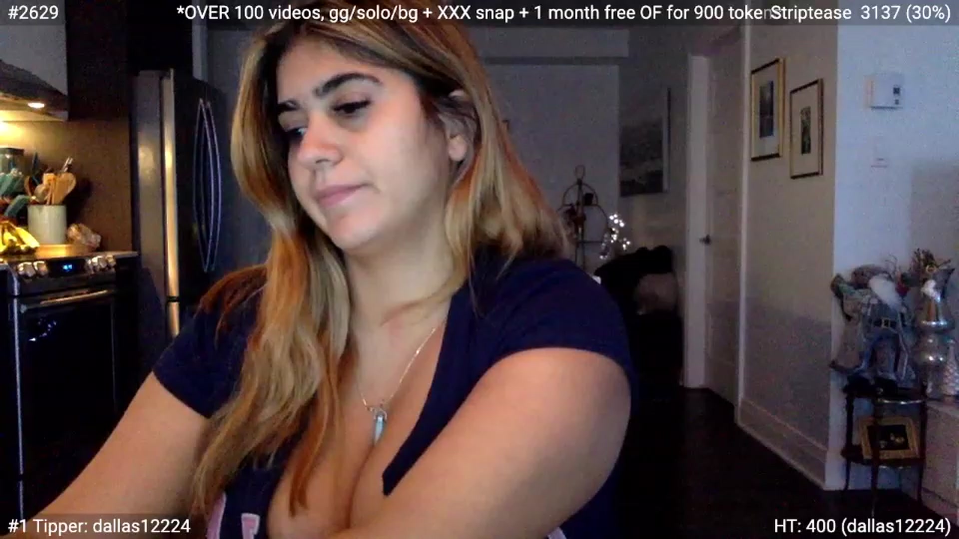 Gallery image thumbnail from NoraCharm's myfreecams stream on, 12/19/2022, 21:14 image 17 of 20