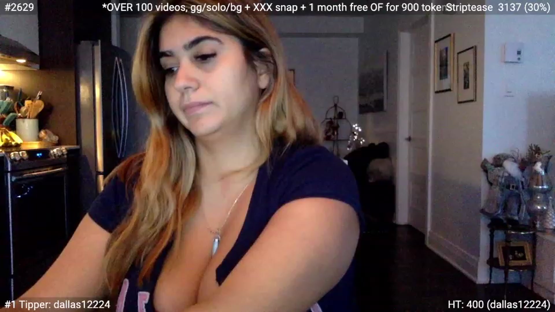 Gallery image thumbnail from NoraCharm's myfreecams stream on, 12/19/2022, 21:14 image 14 of 20