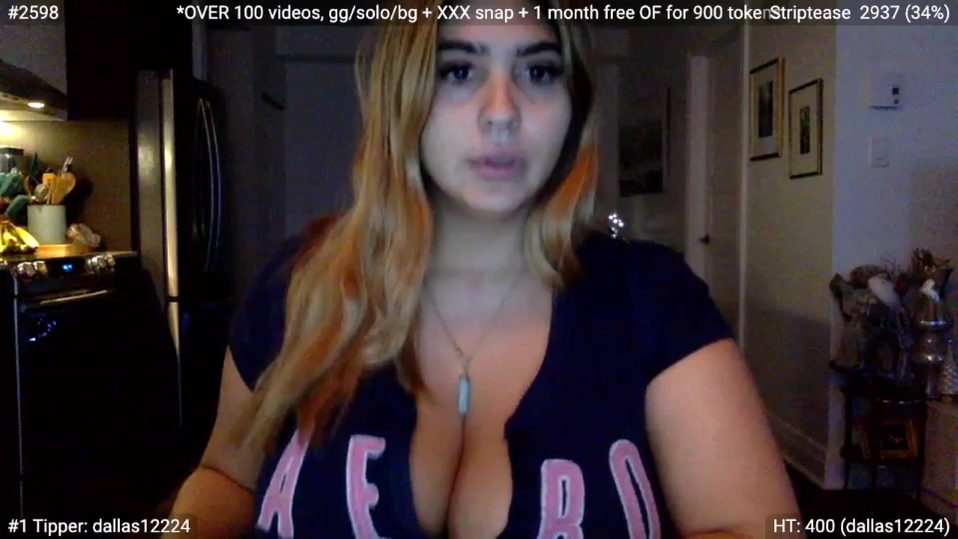 Gallery image thumbnail from NoraCharm's myfreecams stream on, 12/19/2022, 21:43 image 4 of 20