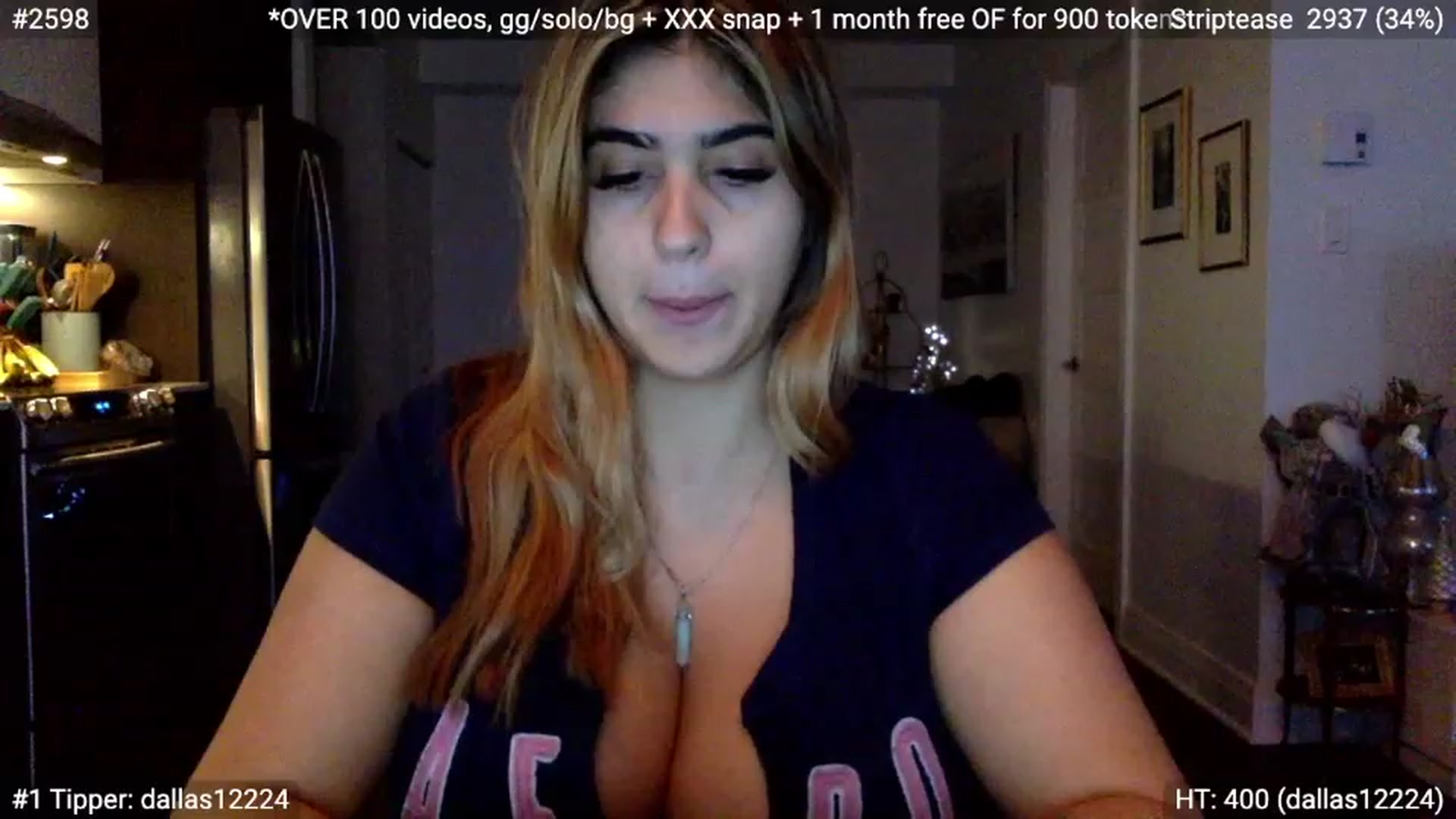 Gallery image thumbnail from NoraCharm's myfreecams stream on, 12/19/2022, 21:43 image 3 of 20
